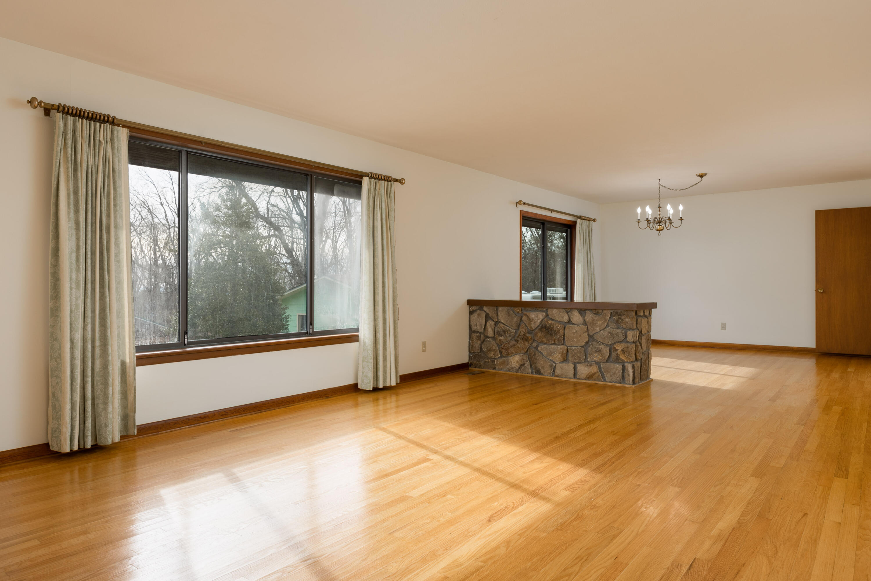 2204 Fairmount Pike