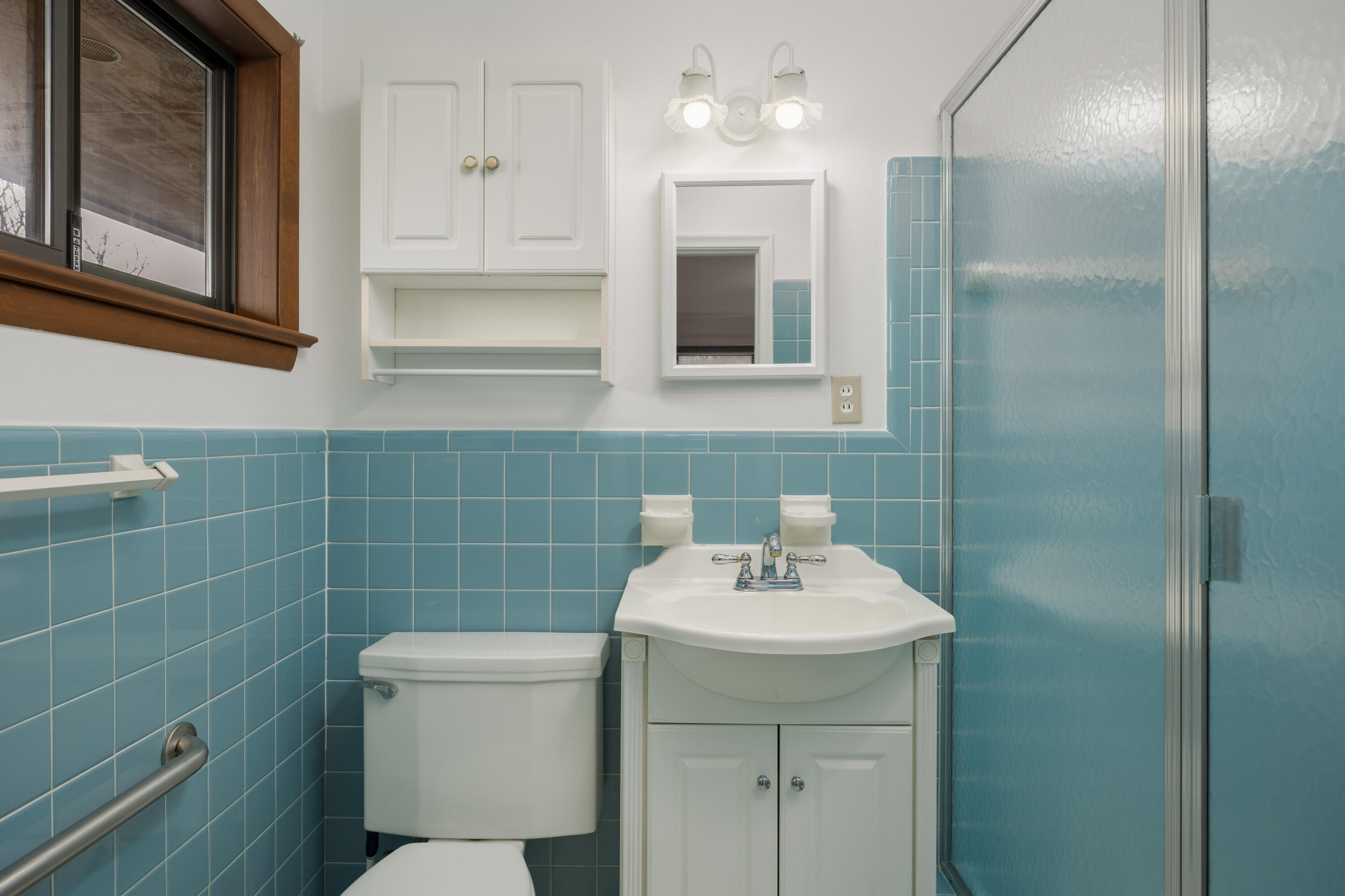 2204 Fairmount Pike