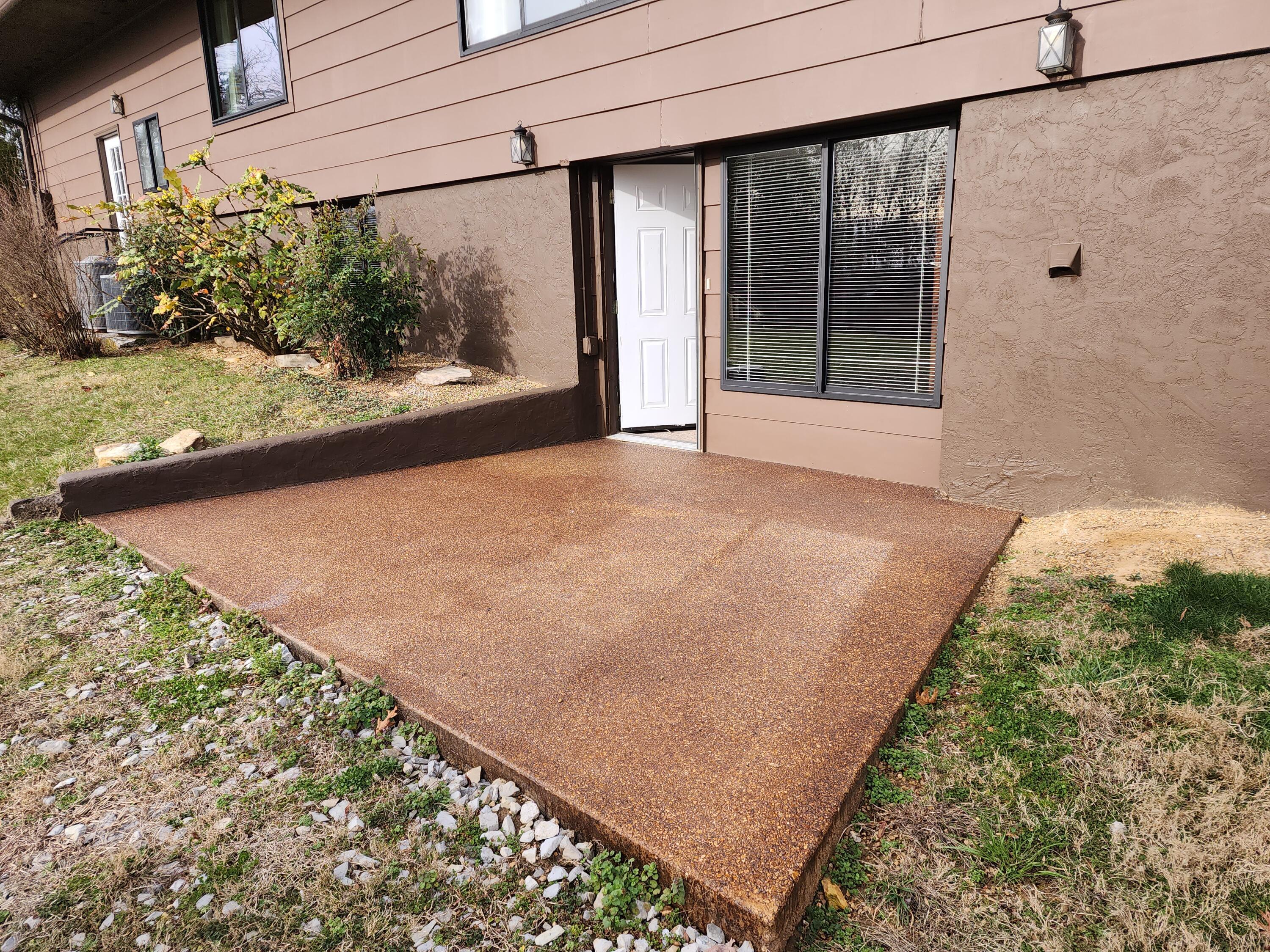 2204 Fairmount Pike
