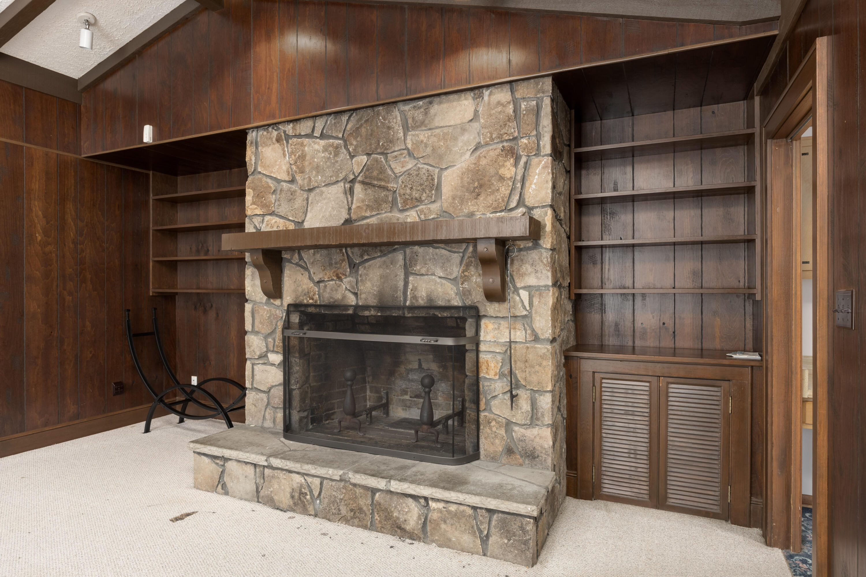 2204 Fairmount Pike