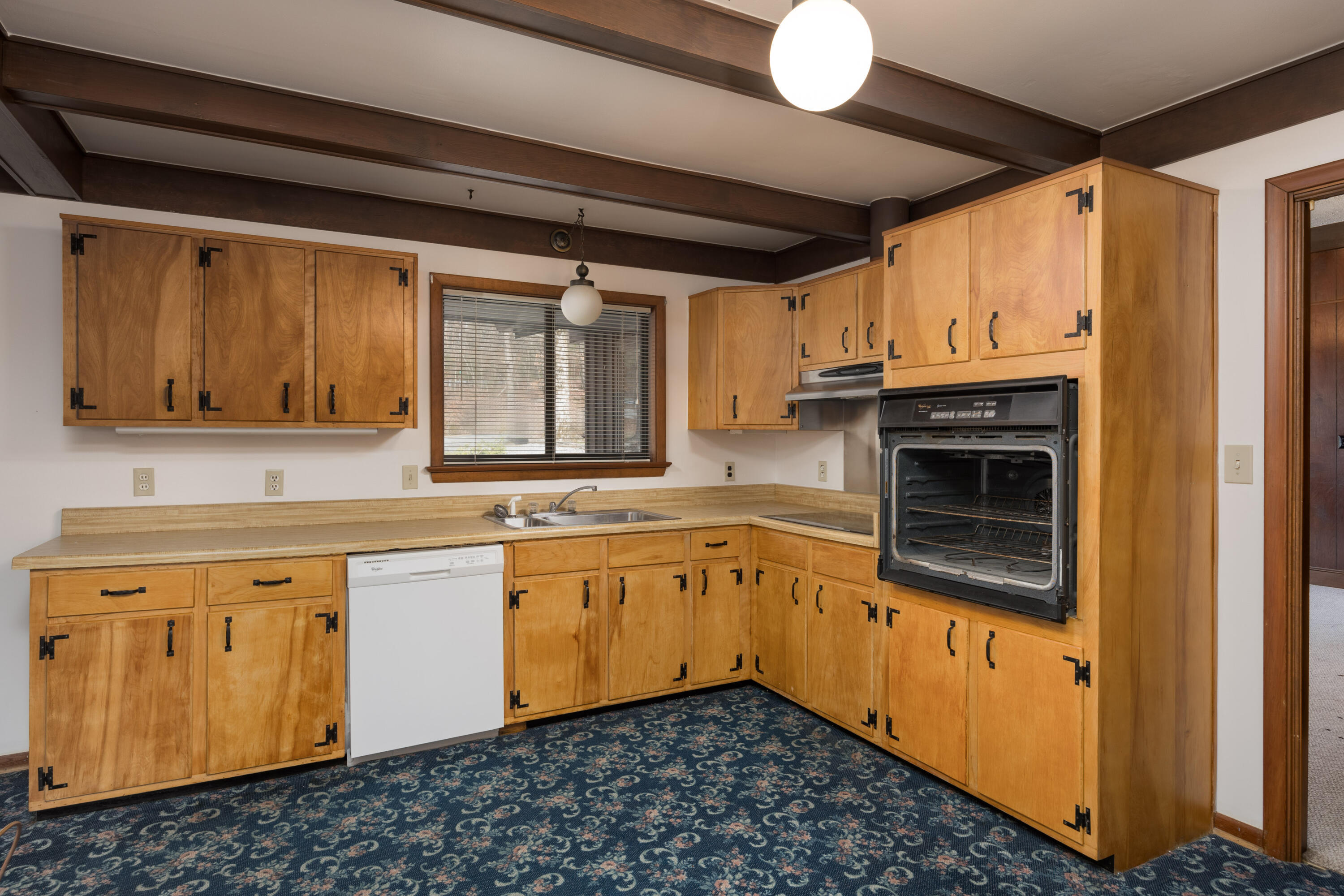 2204 Fairmount Pike