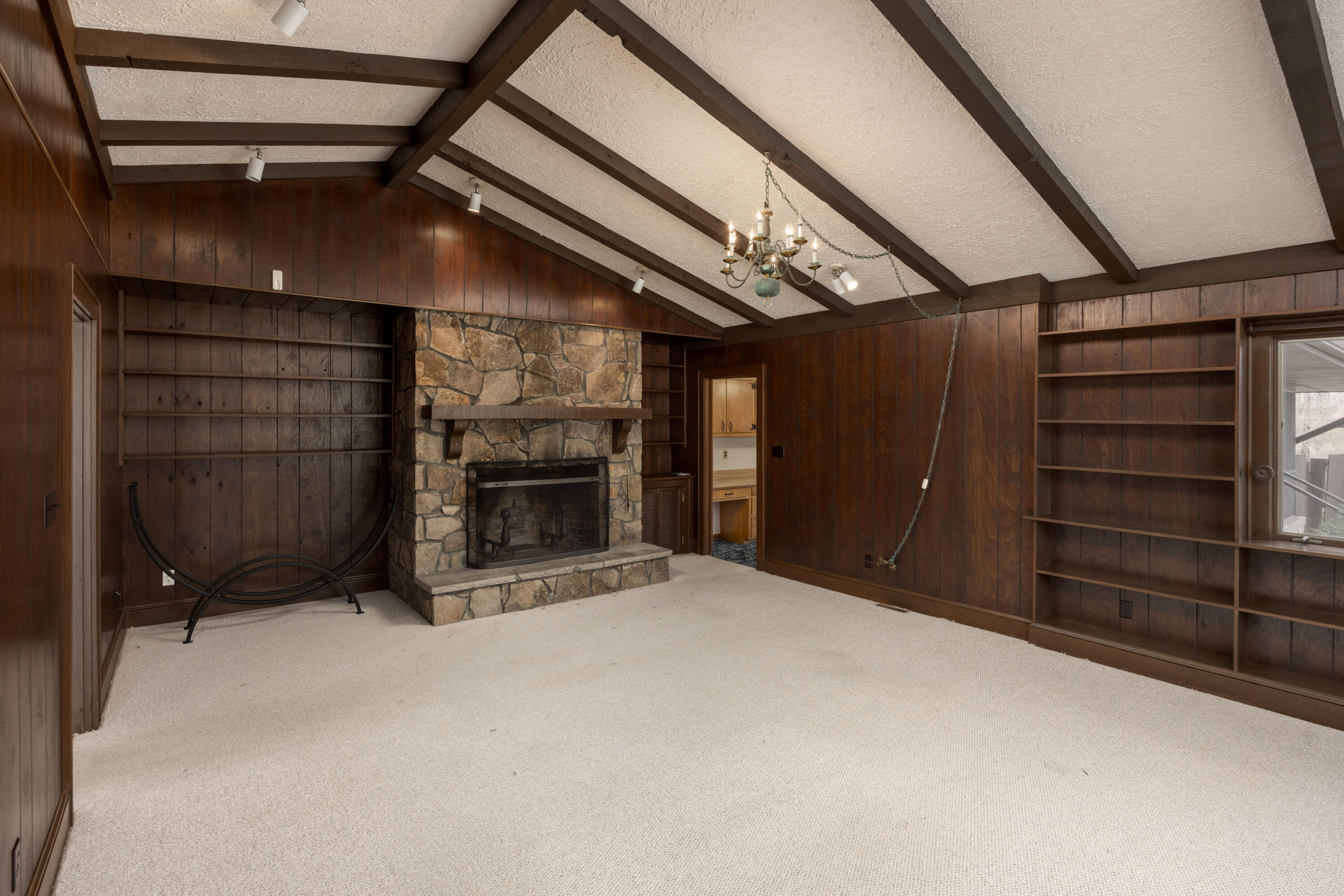 2204 Fairmount Pike