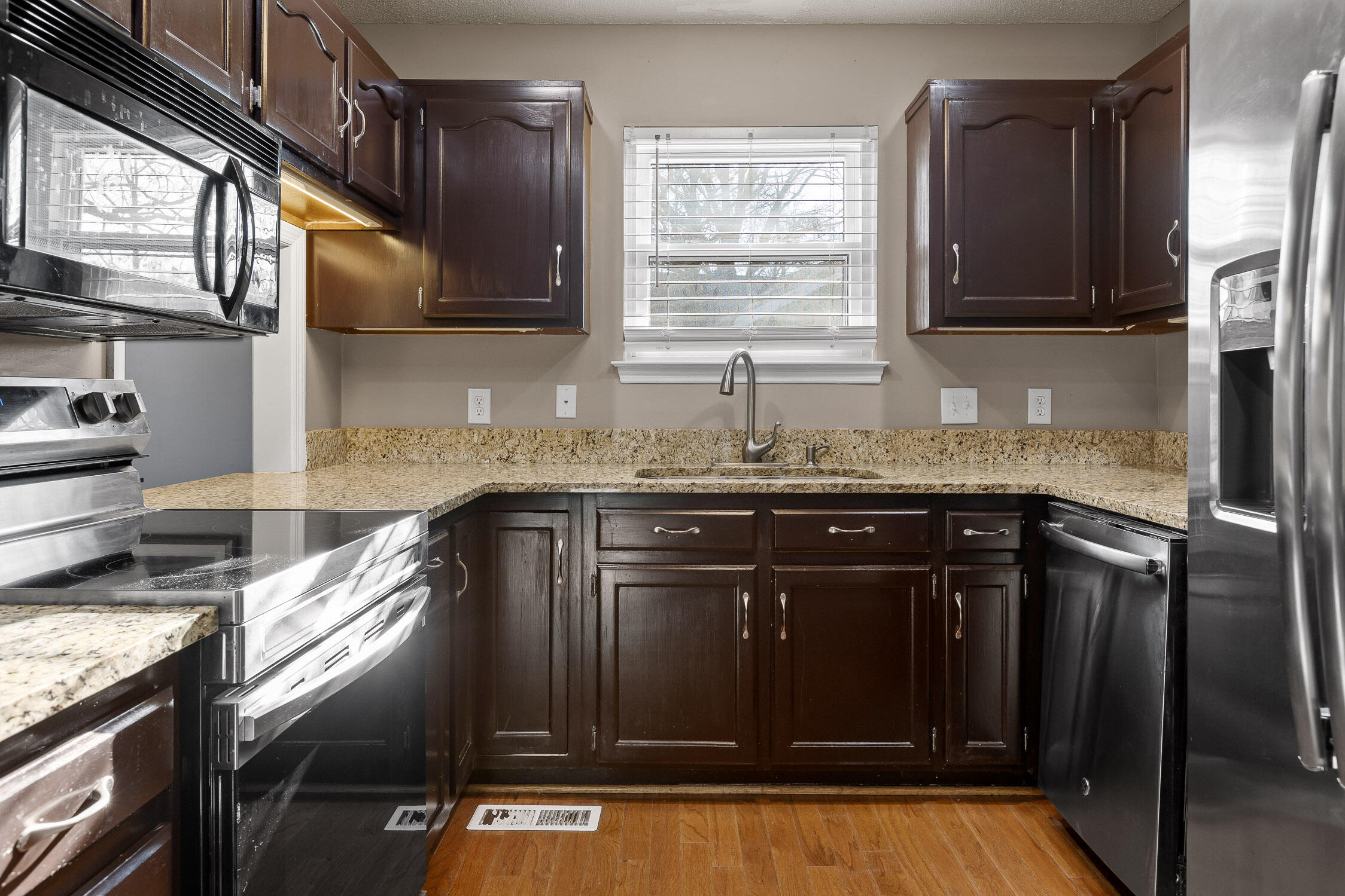 2511 Woodthrush Drive