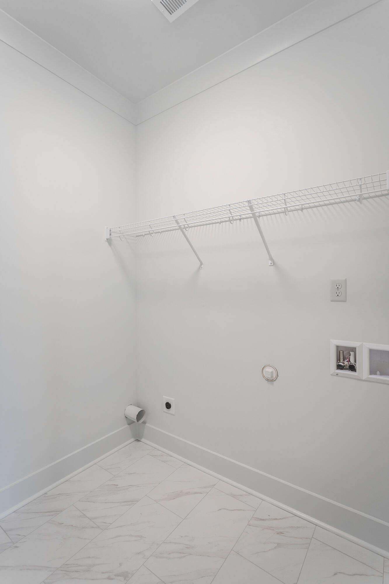 466 Willow Grove Court, 62