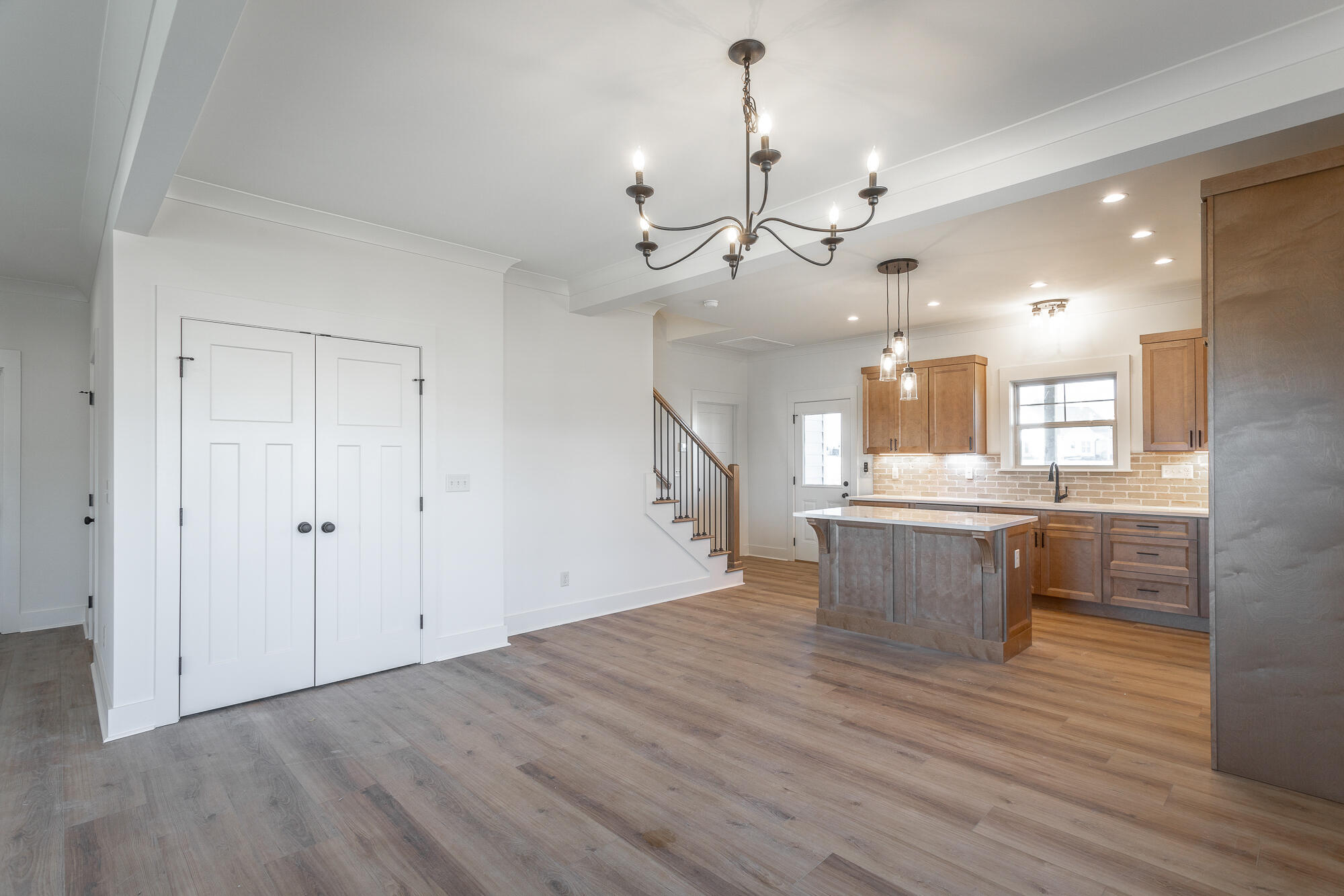 466 Willow Grove Court, 62