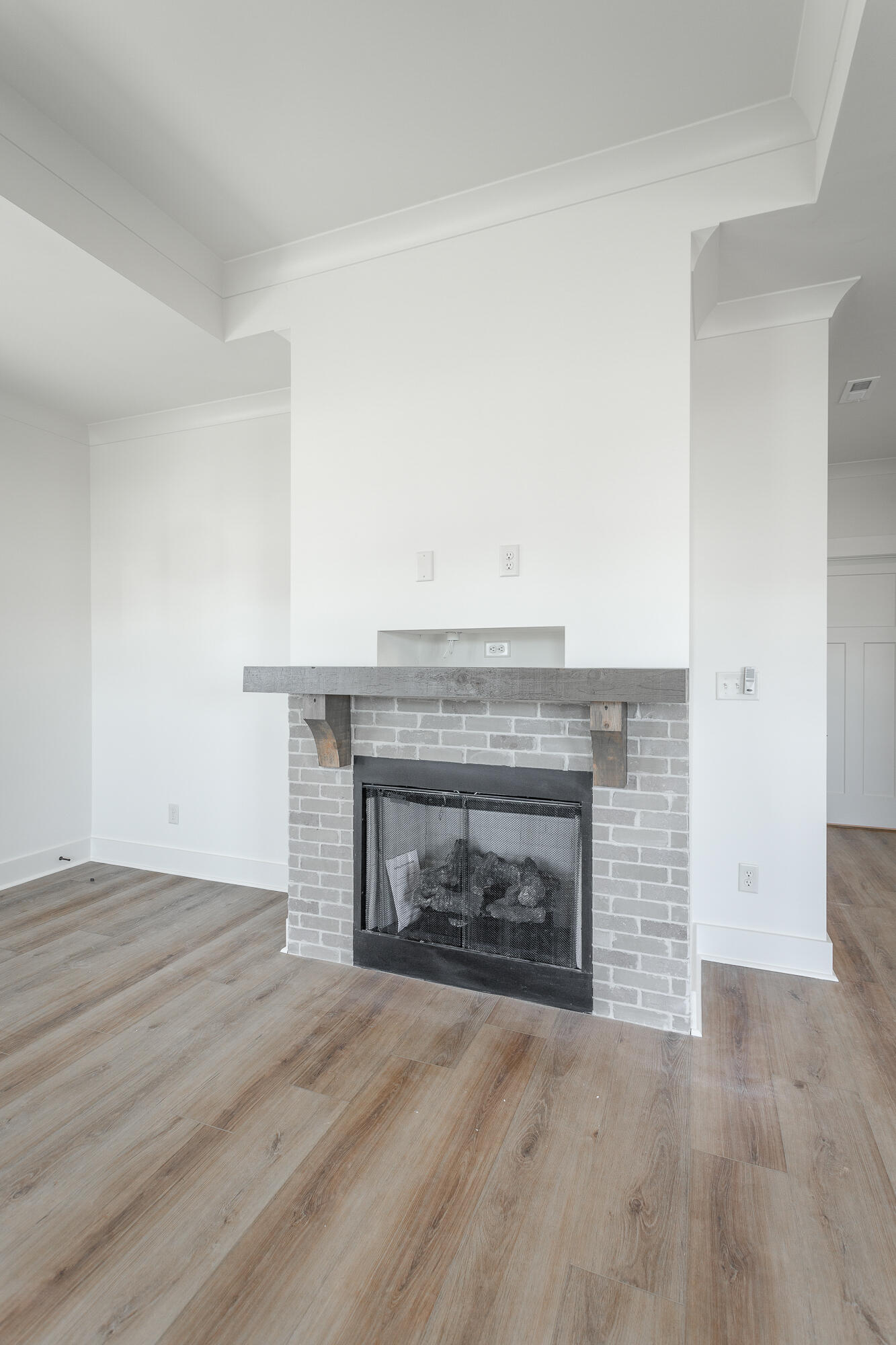 466 Willow Grove Court, 62