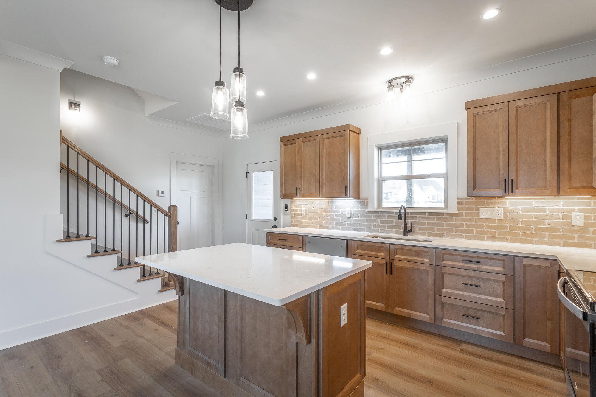 466 Willow Grove Court, 62