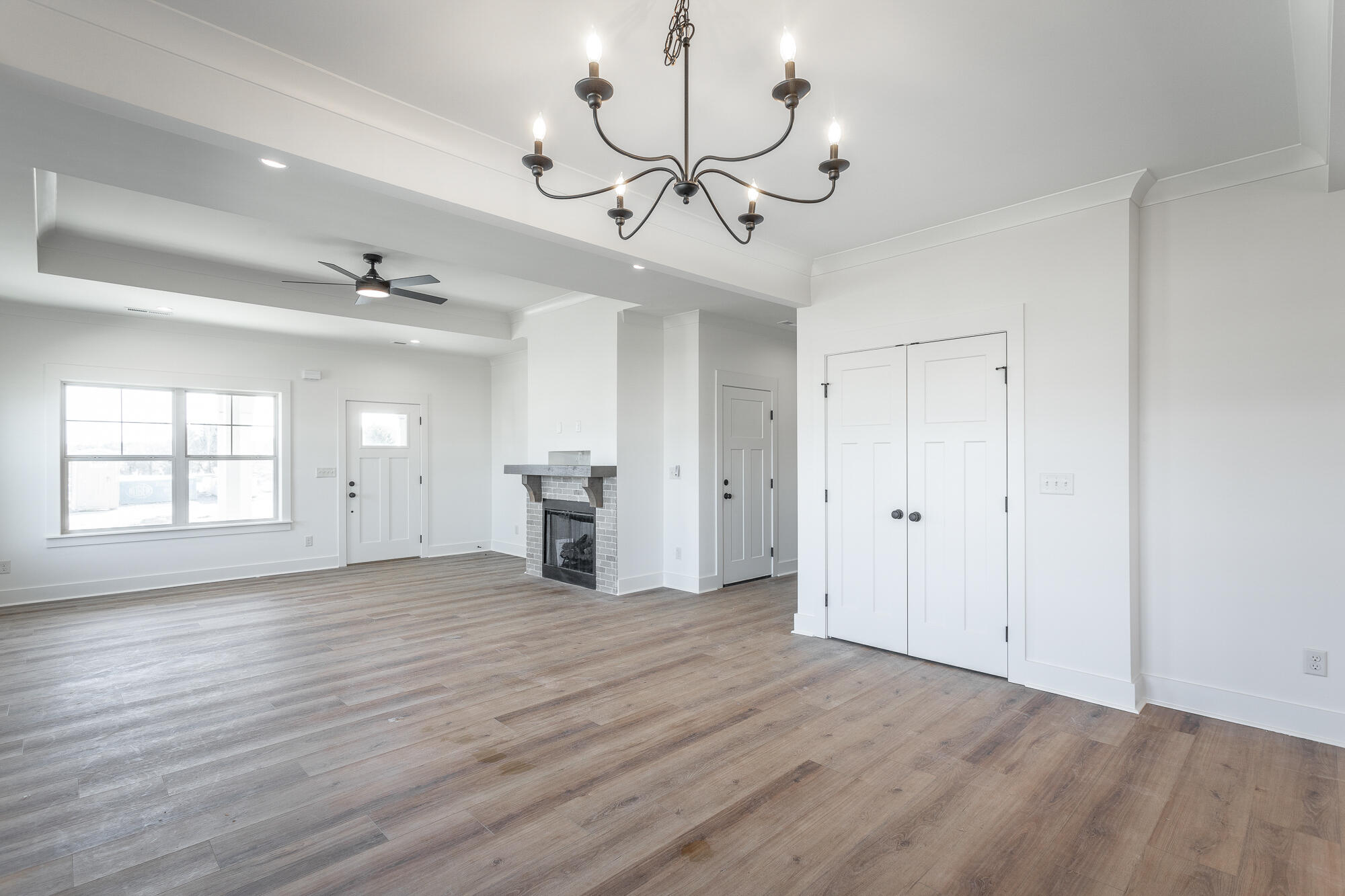 466 Willow Grove Court, 62