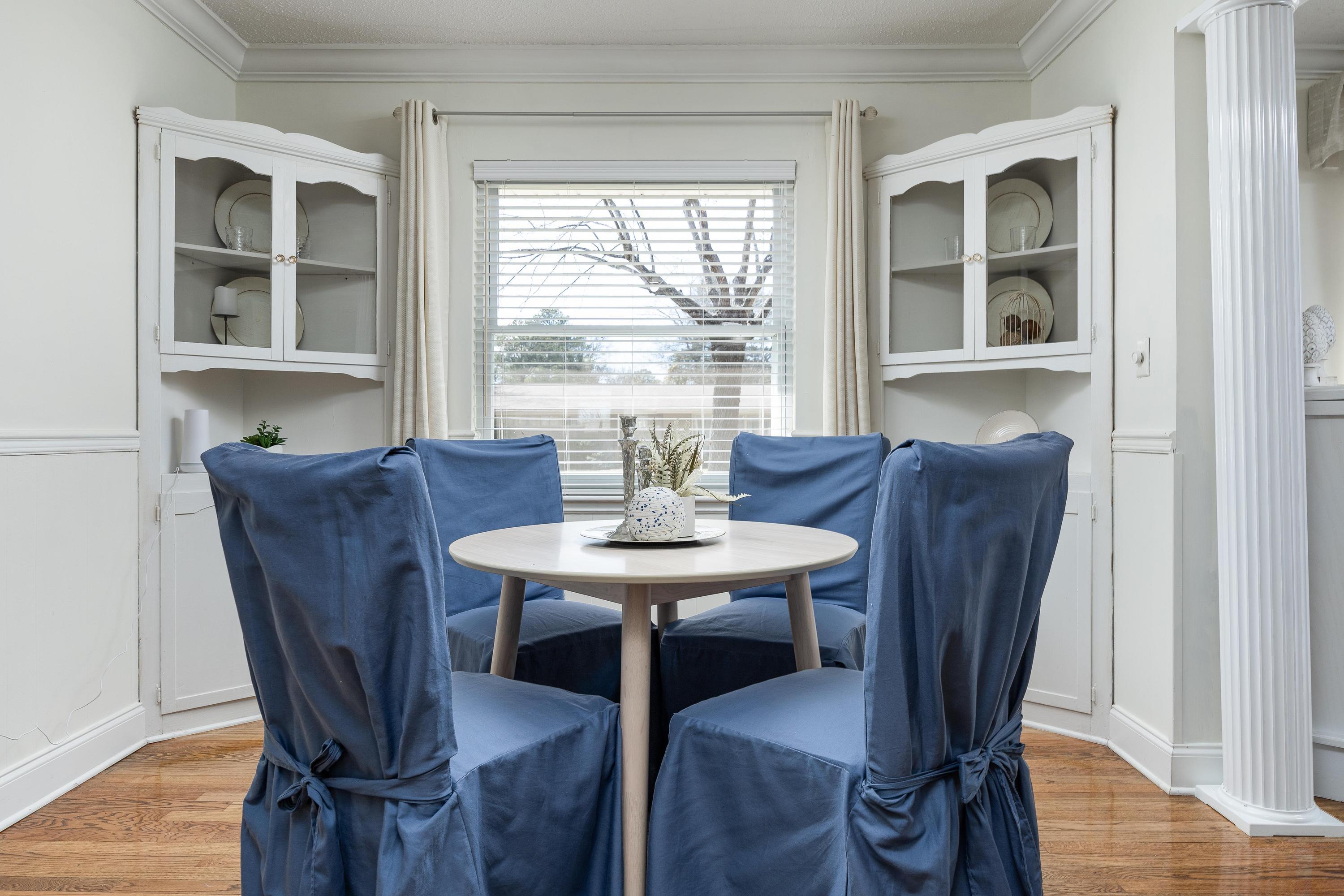 4033 Brookfield Circle