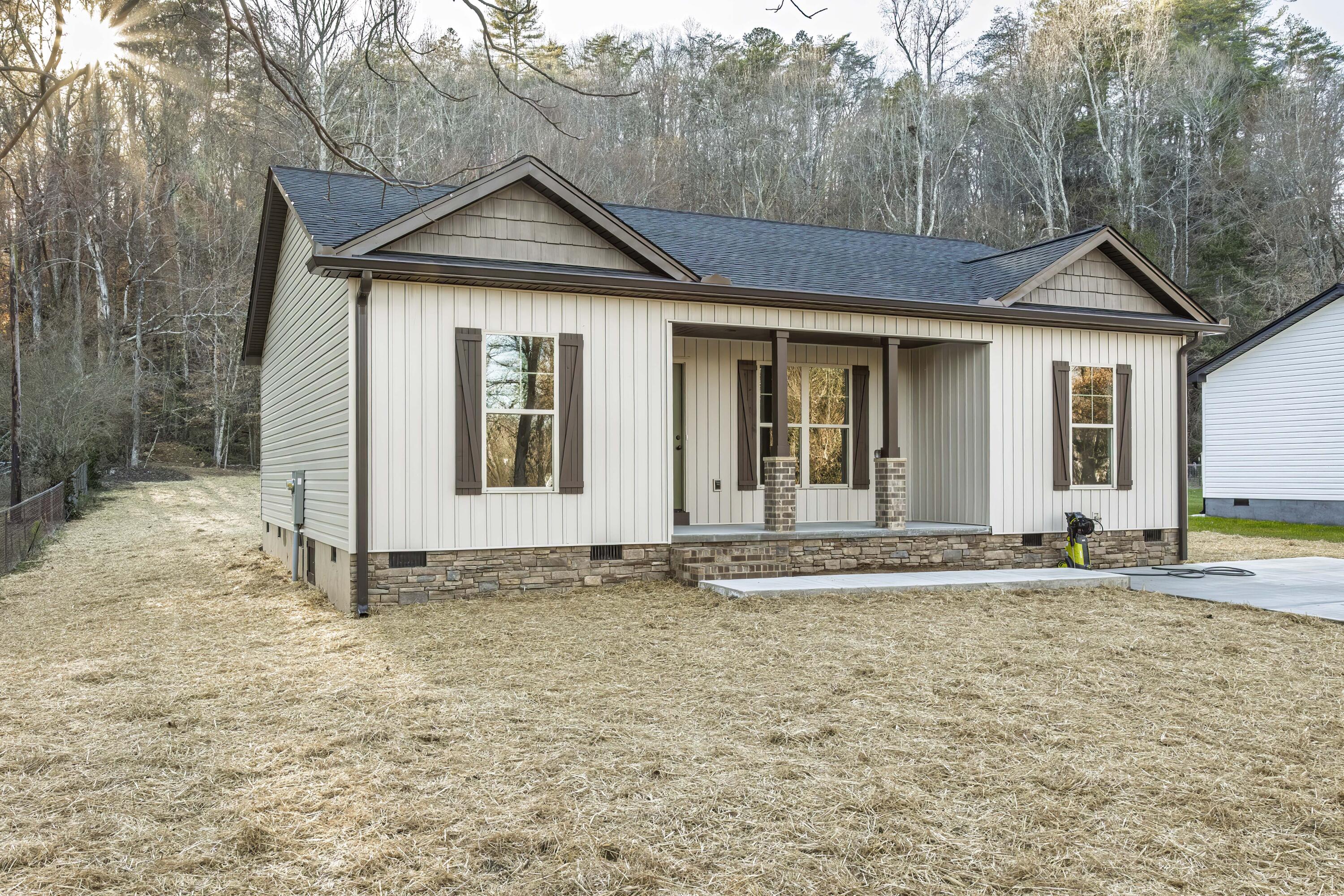 15015 Back Valley Road