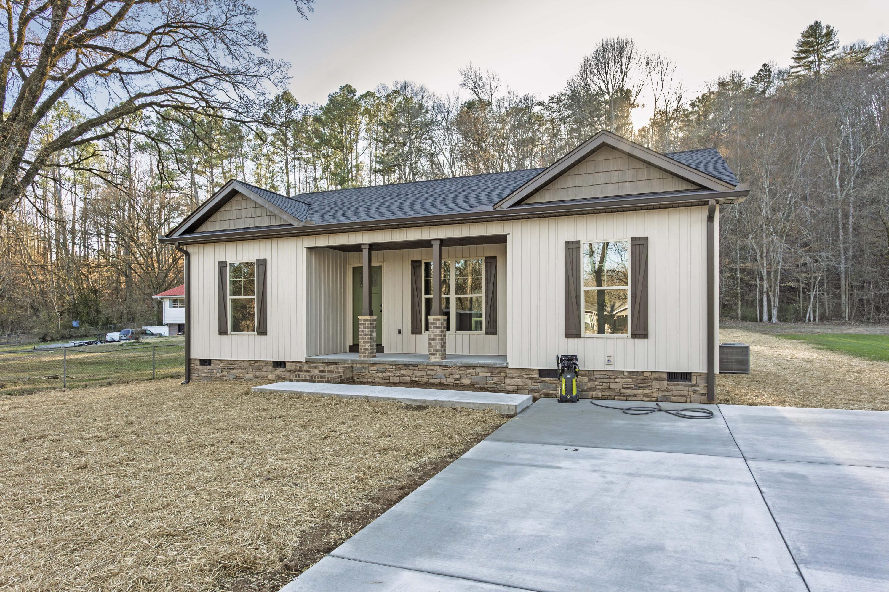 15015 Back Valley Road