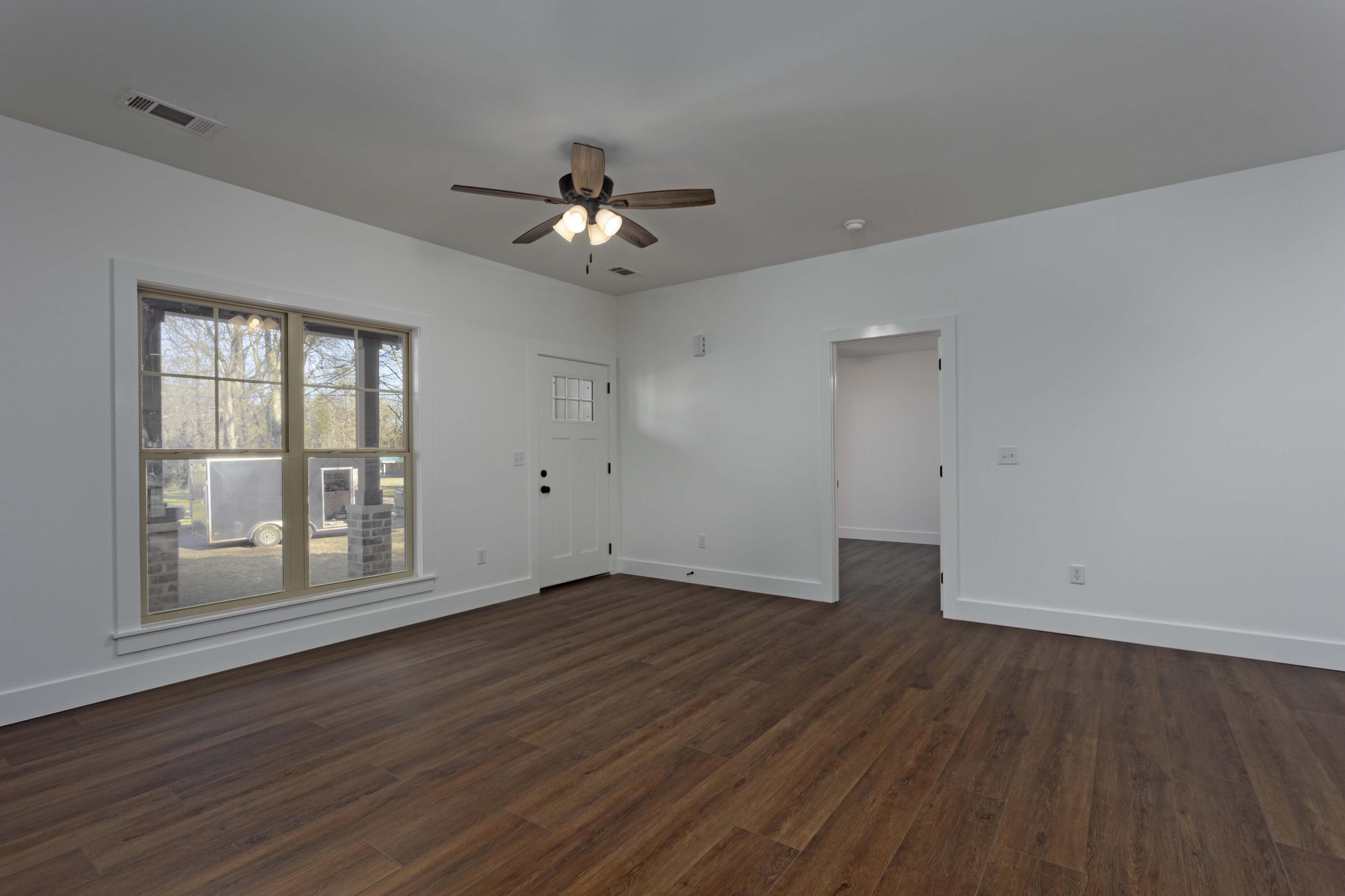 15015 Back Valley Road