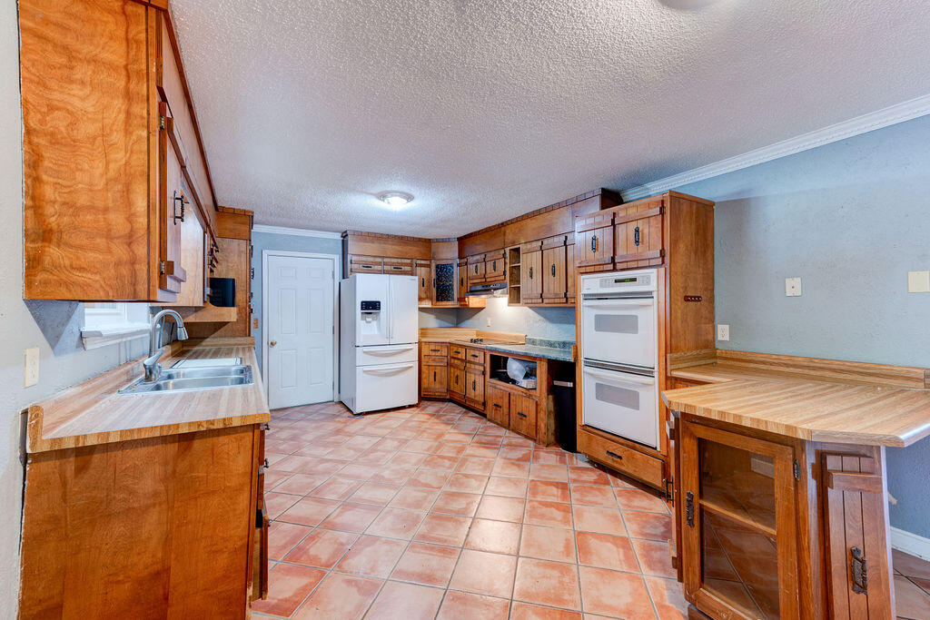 336 Fernwood Drive