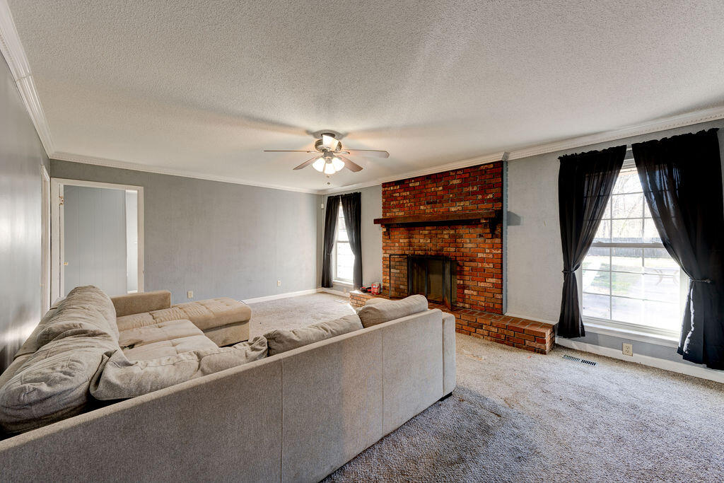 336 Fernwood Drive