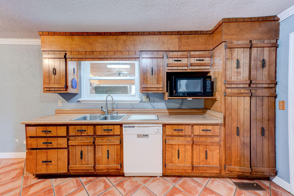 336 Fernwood Drive