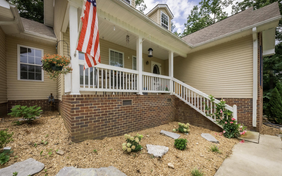 6353 Cardinal Lane NW