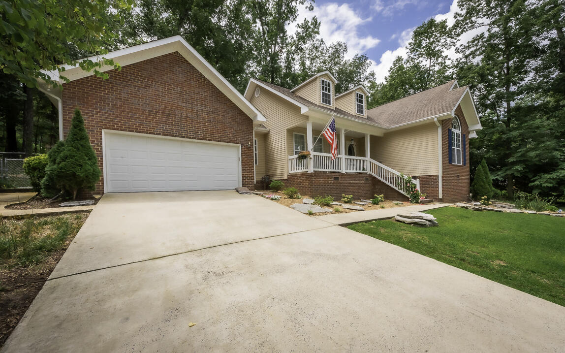 6353 Cardinal Lane NW