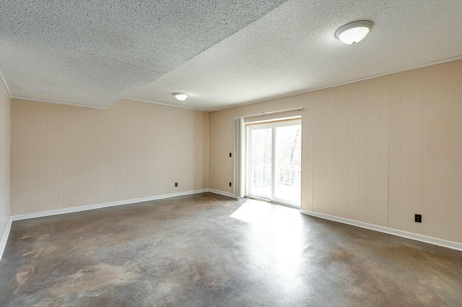 2502 Hunt Heights Drive