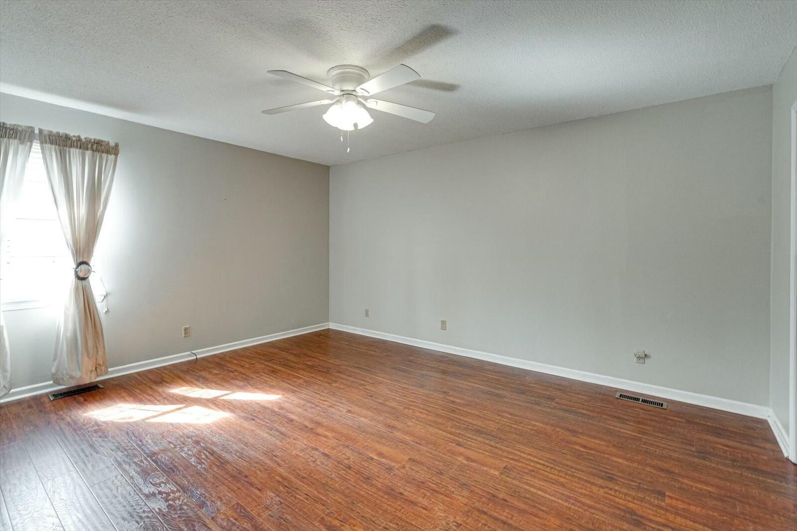 2502 Hunt Heights Drive