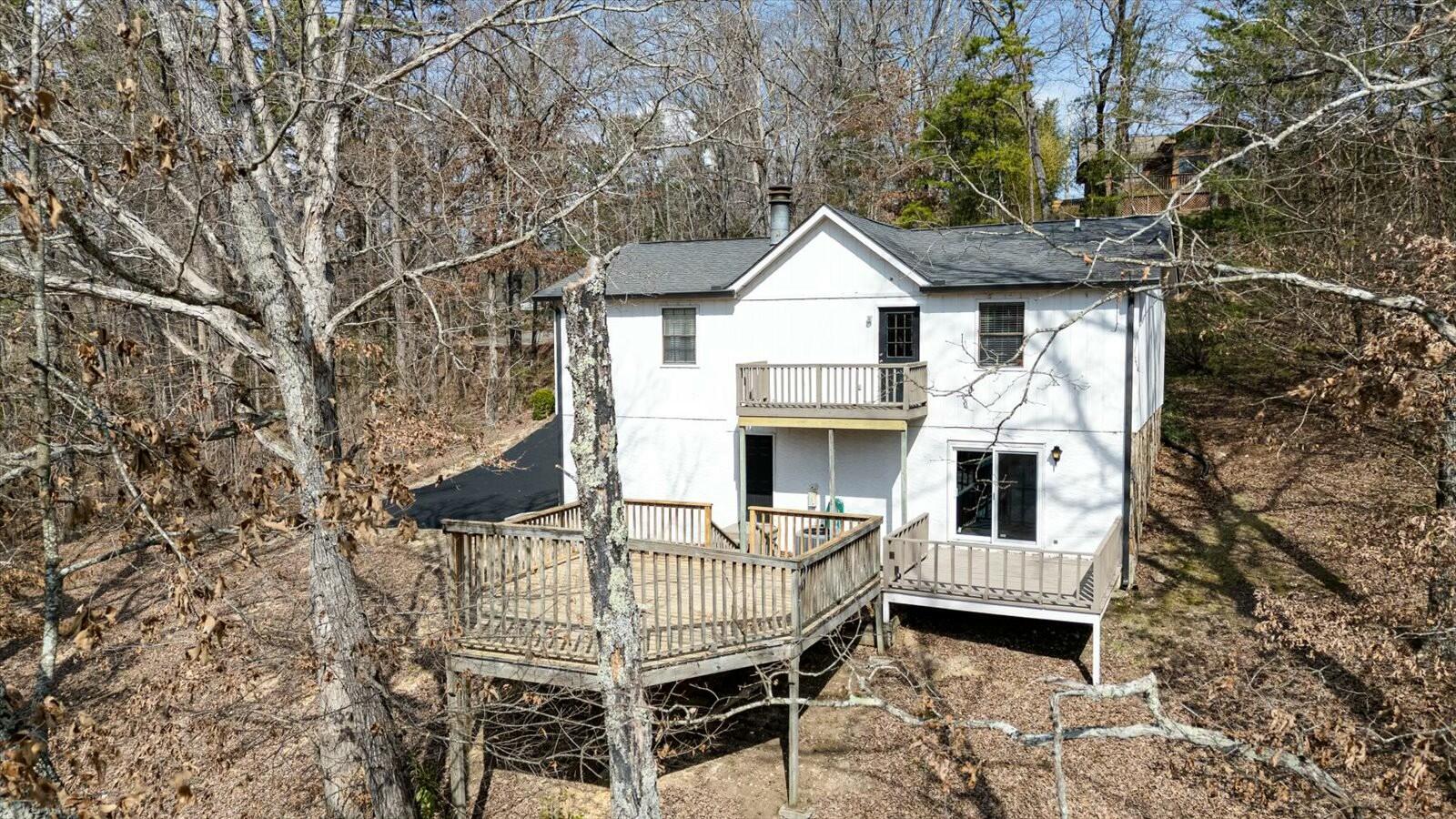 2502 Hunt Heights Drive