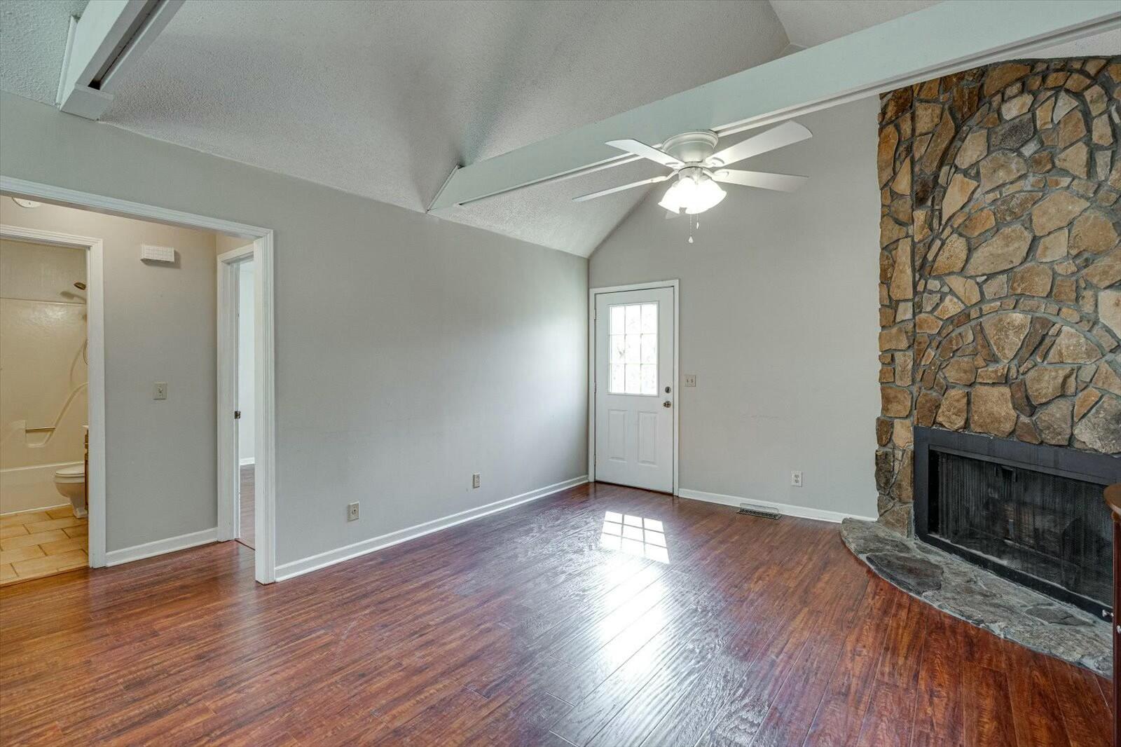 2502 Hunt Heights Drive