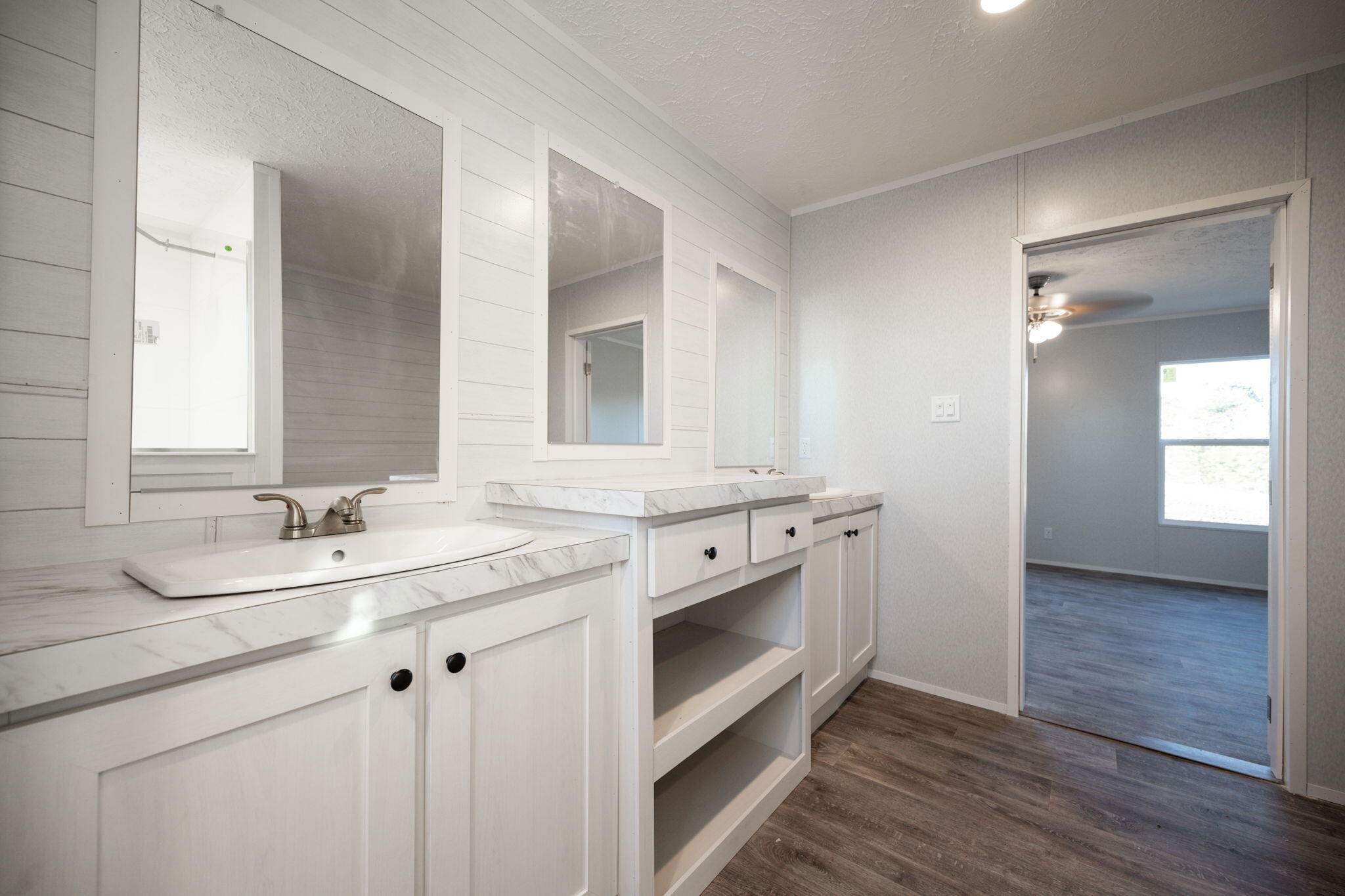 2692 Snyder Loop Road