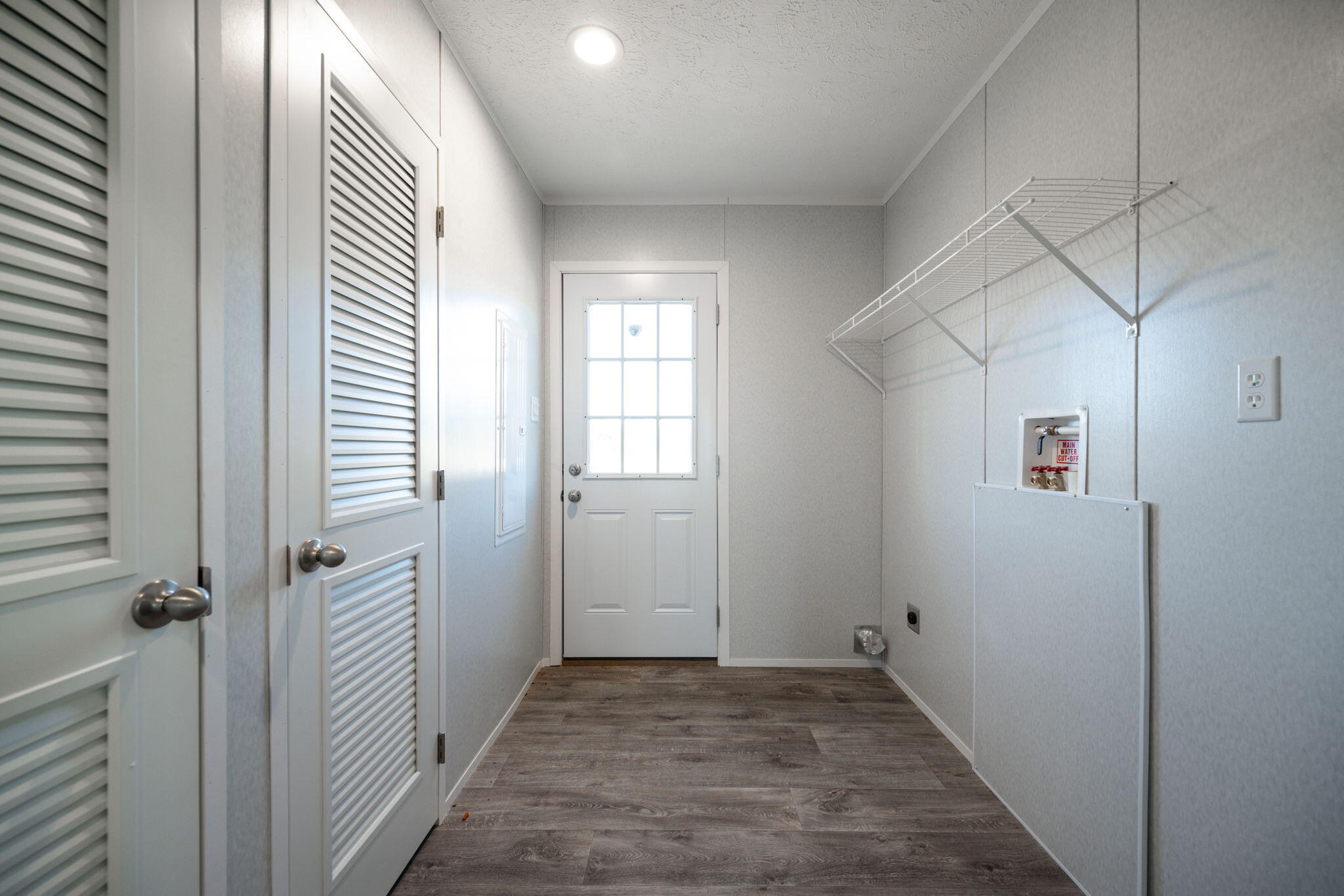 2692 Snyder Loop Road