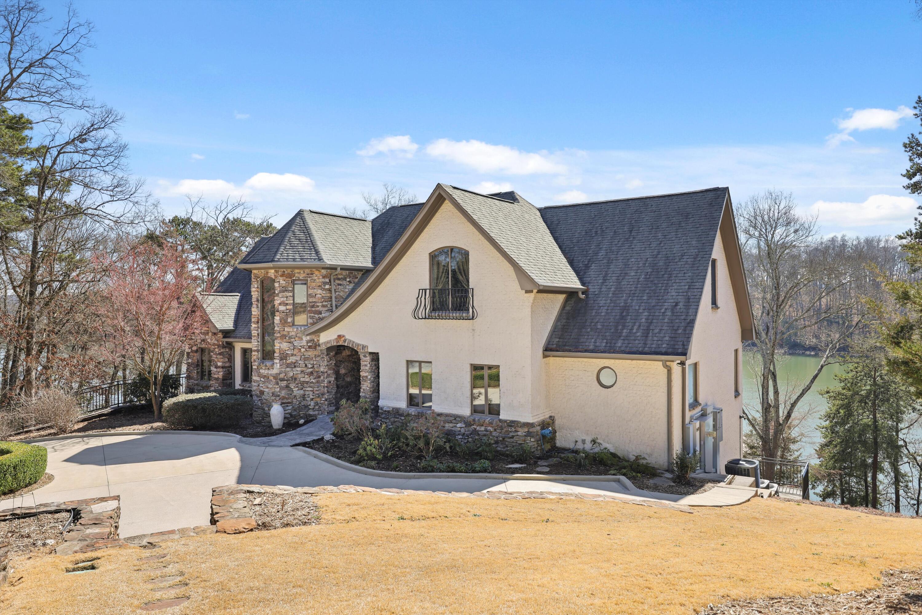 8906 Prairie Schooner Circle