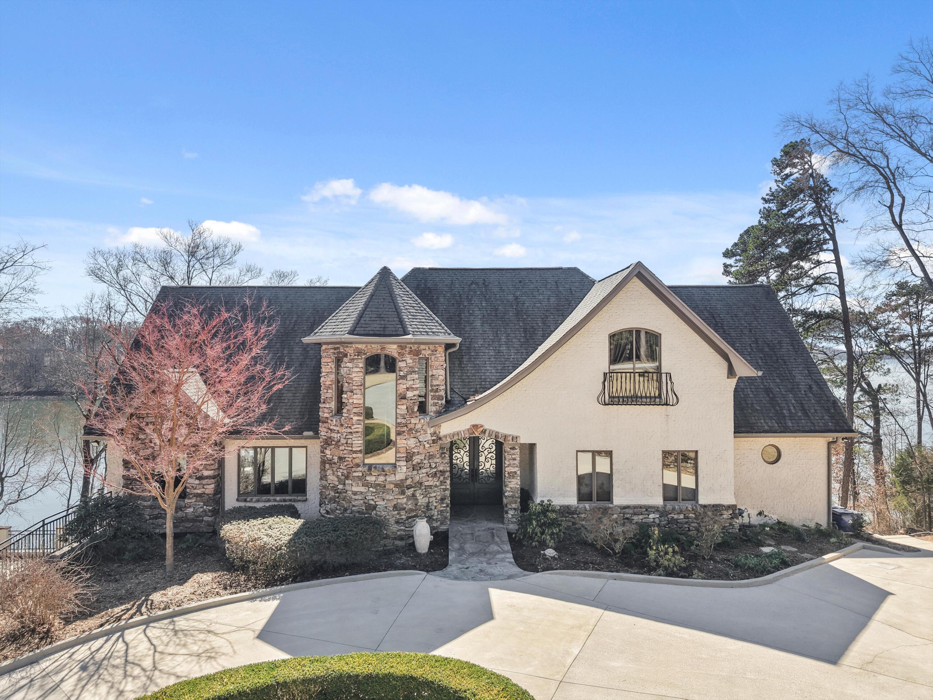 8906 Prairie Schooner Circle