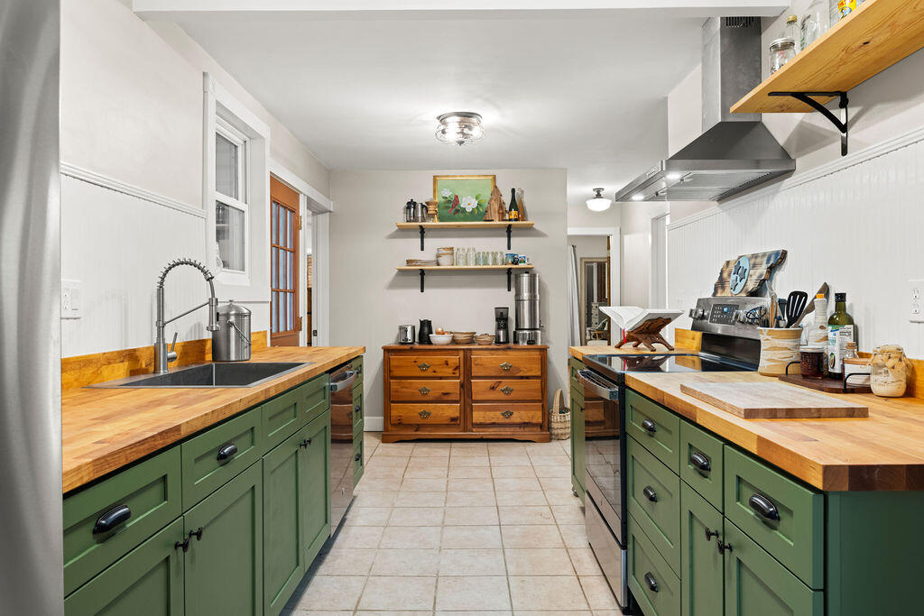 2601 Berkley Drive