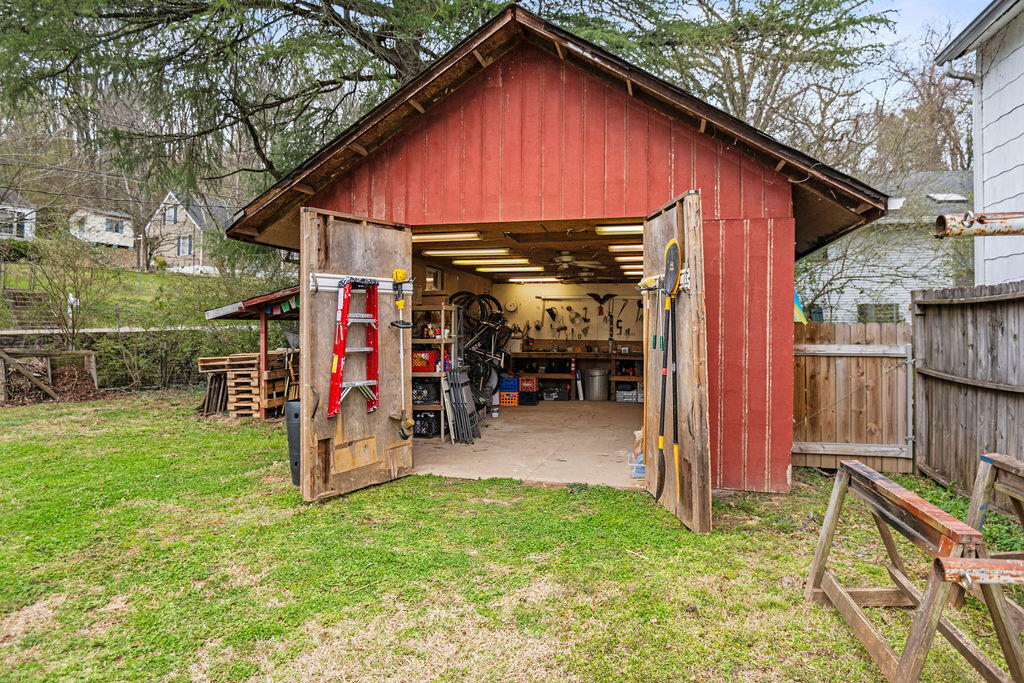 2601 Berkley Drive