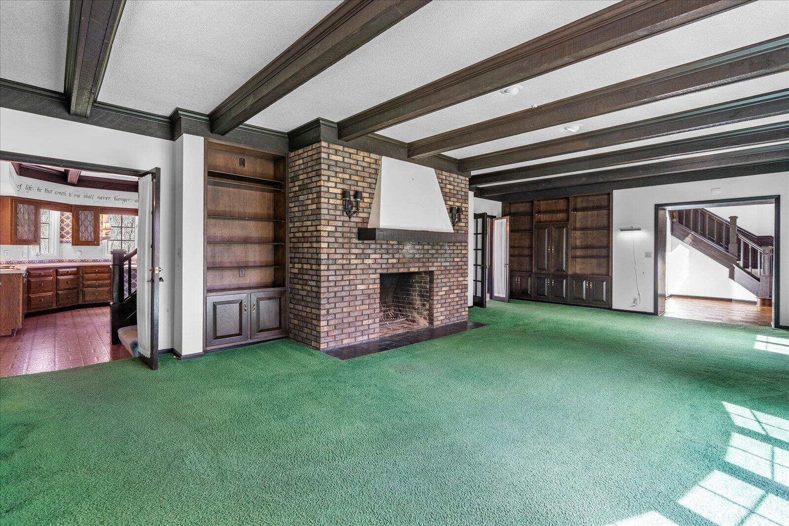 5803 Lake Resort Drive