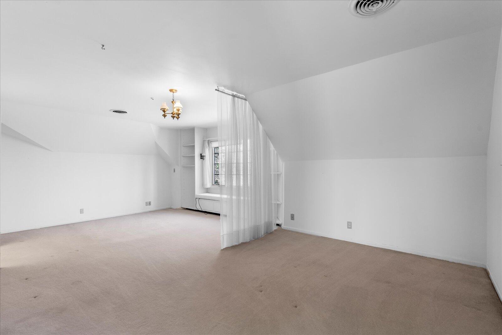 5803 Lake Resort Drive