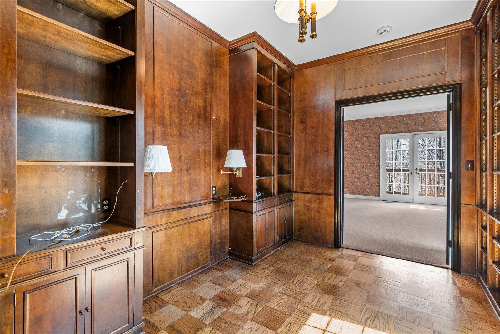 5803 Lake Resort Drive