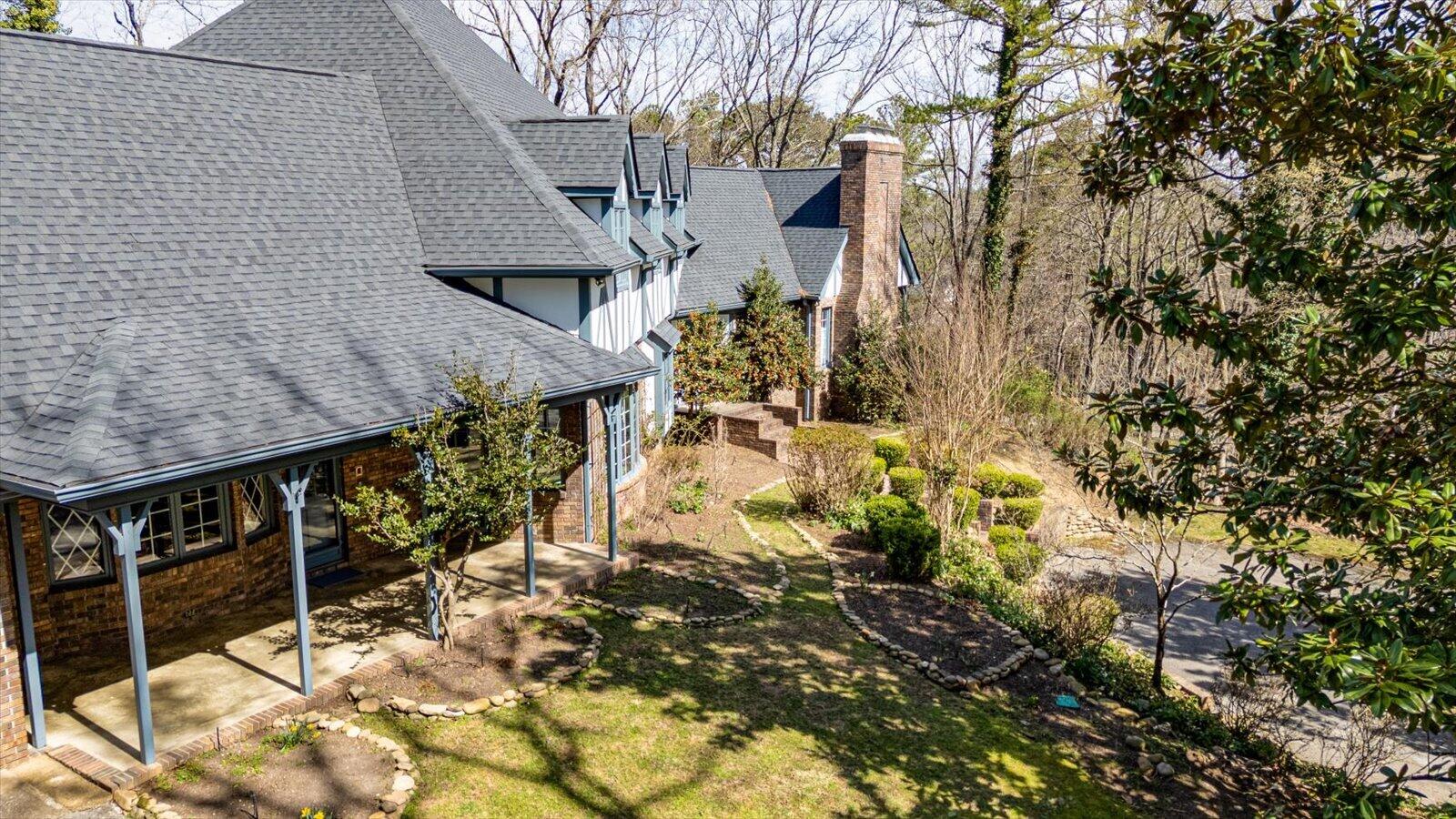 5803 Lake Resort Drive