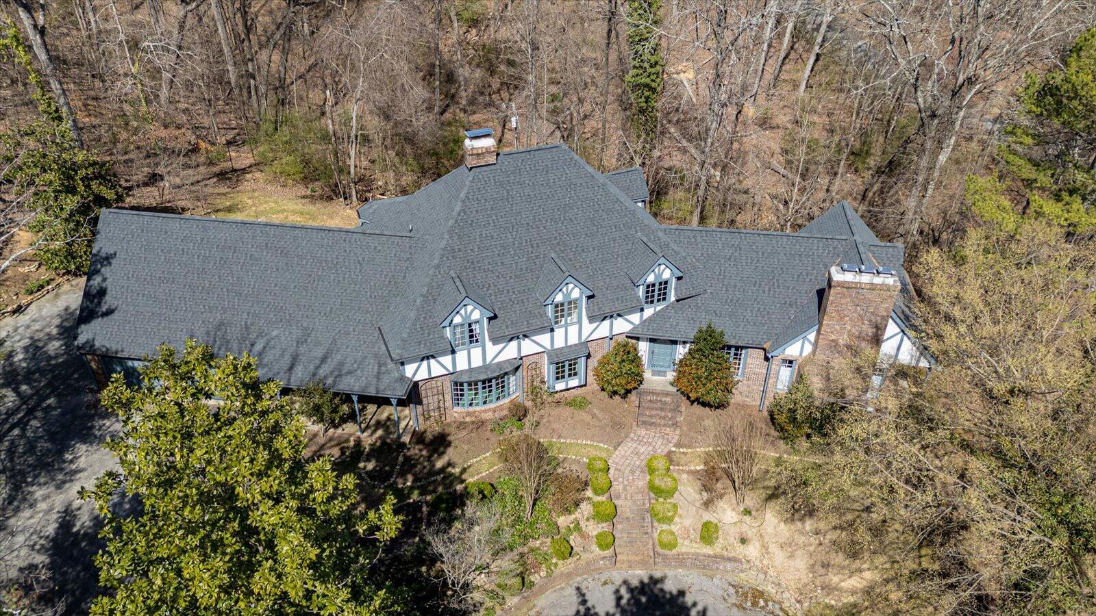 5803 Lake Resort Drive