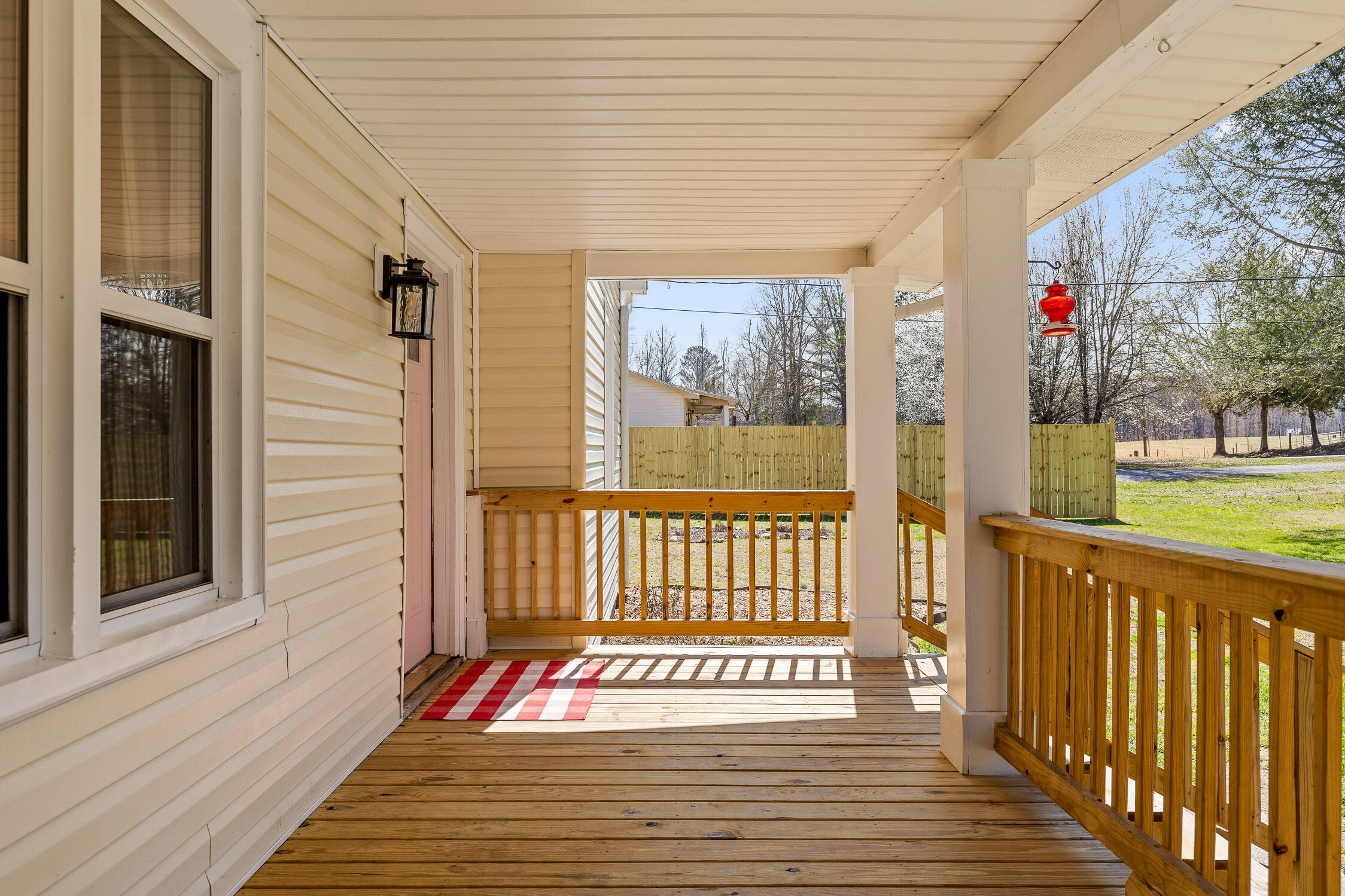 565 Jones Road, LaFayette