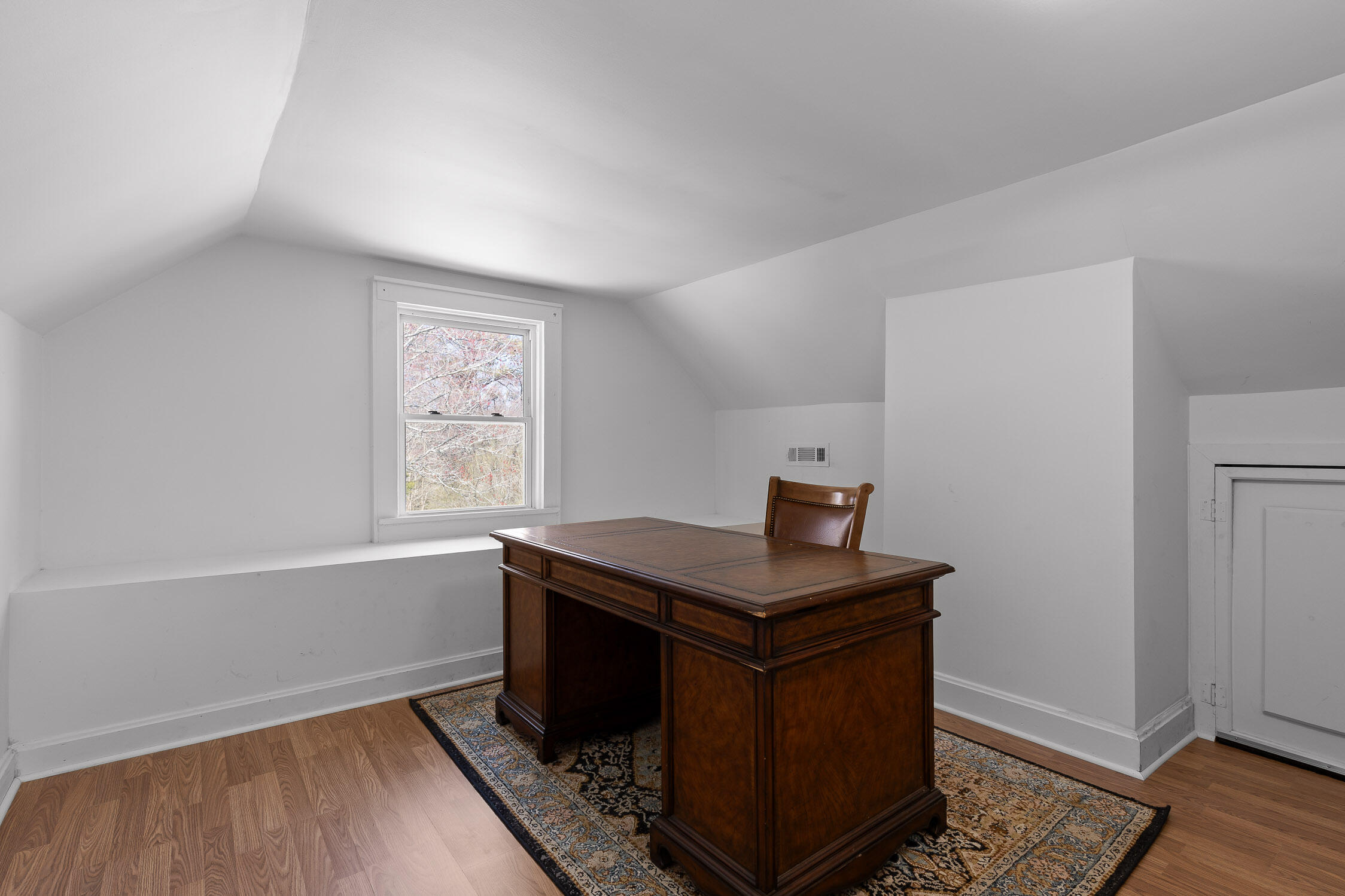 565 Jones Road, LaFayette