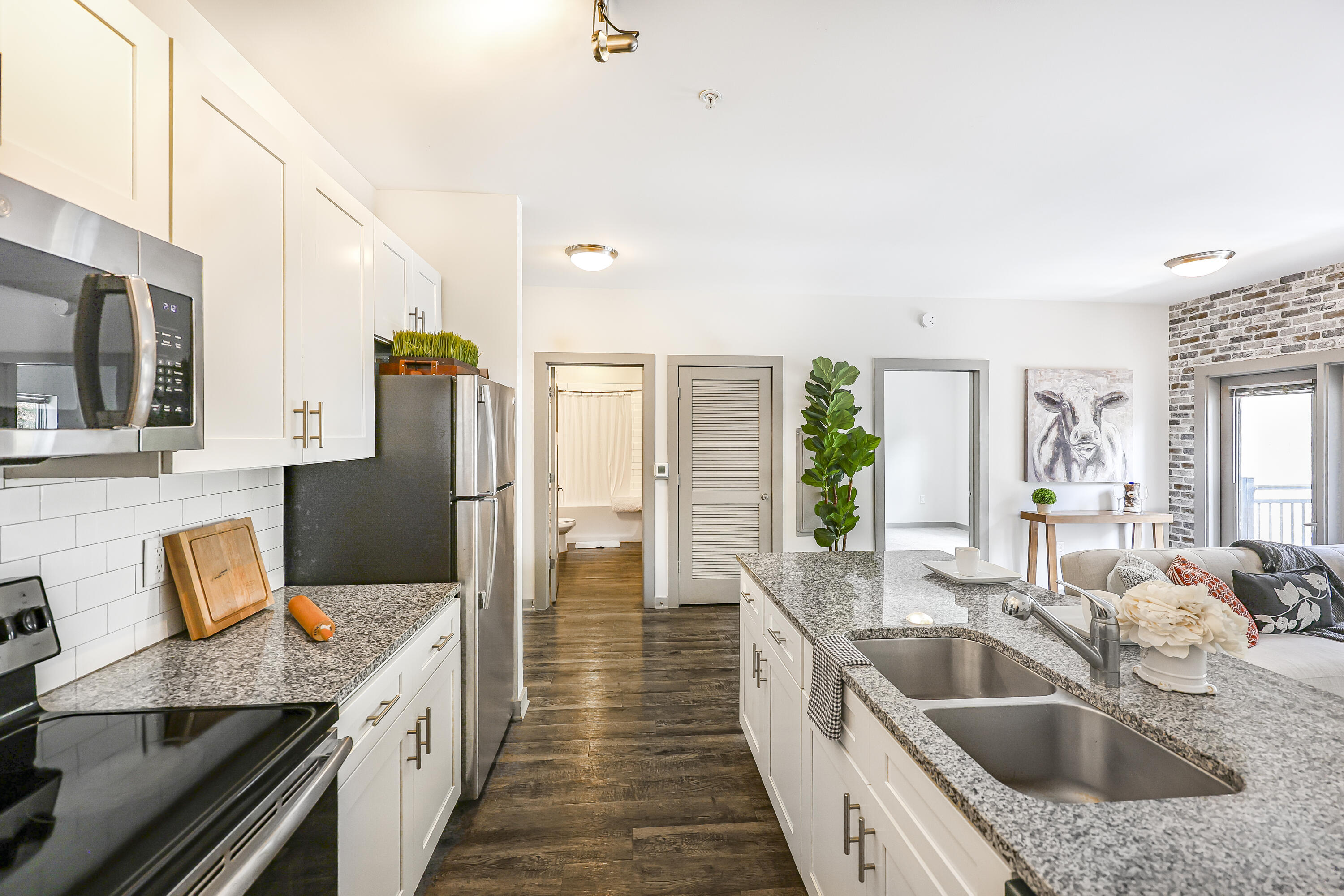 782 Riverfront Parkway, 309
