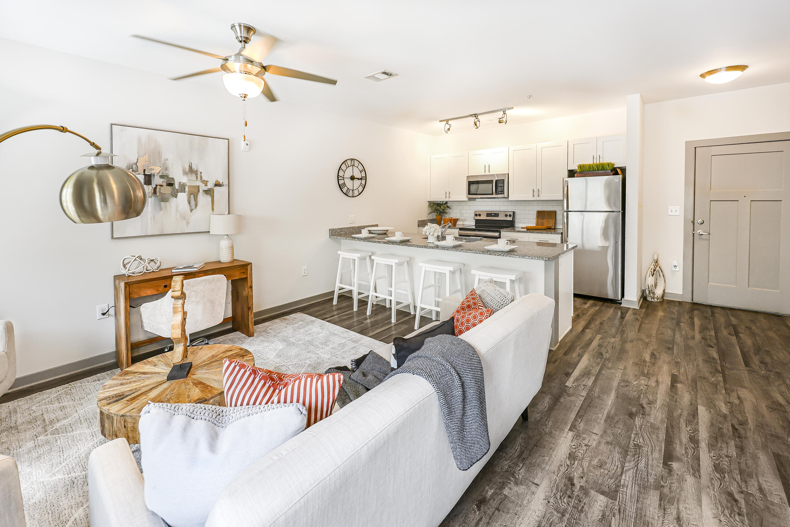782 Riverfront Parkway, 309