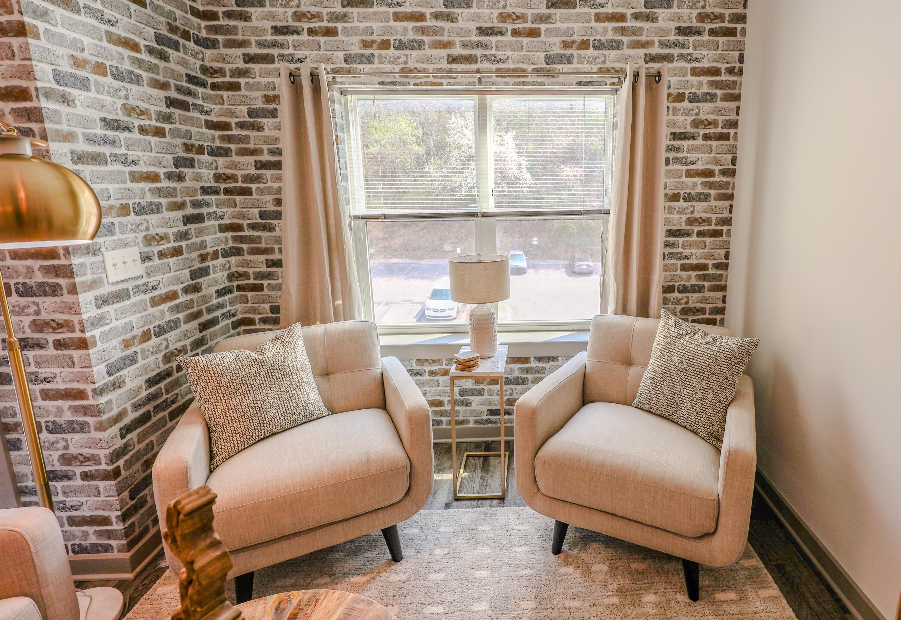 782 Riverfront Parkway, 309
