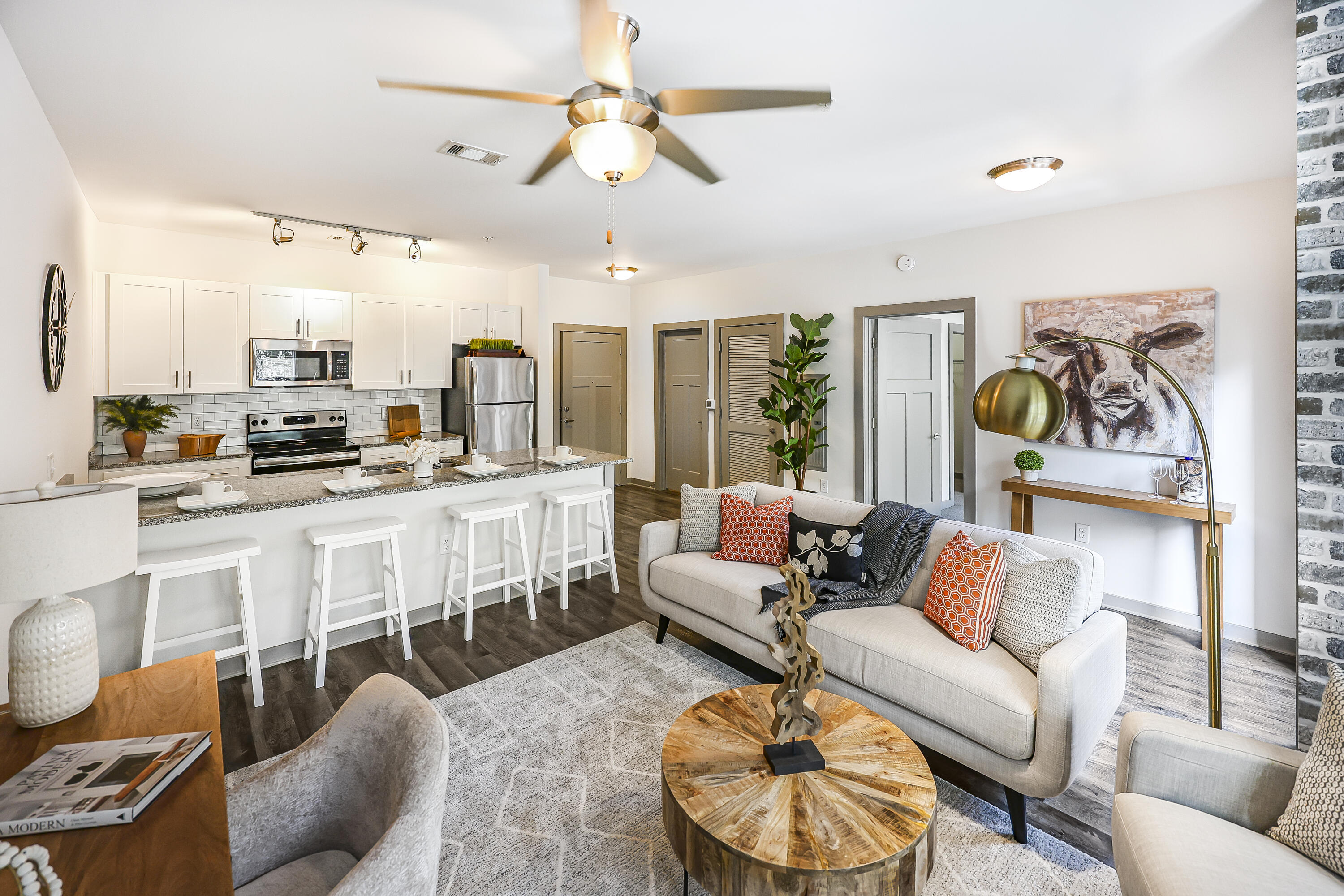 782 Riverfront Parkway, 309