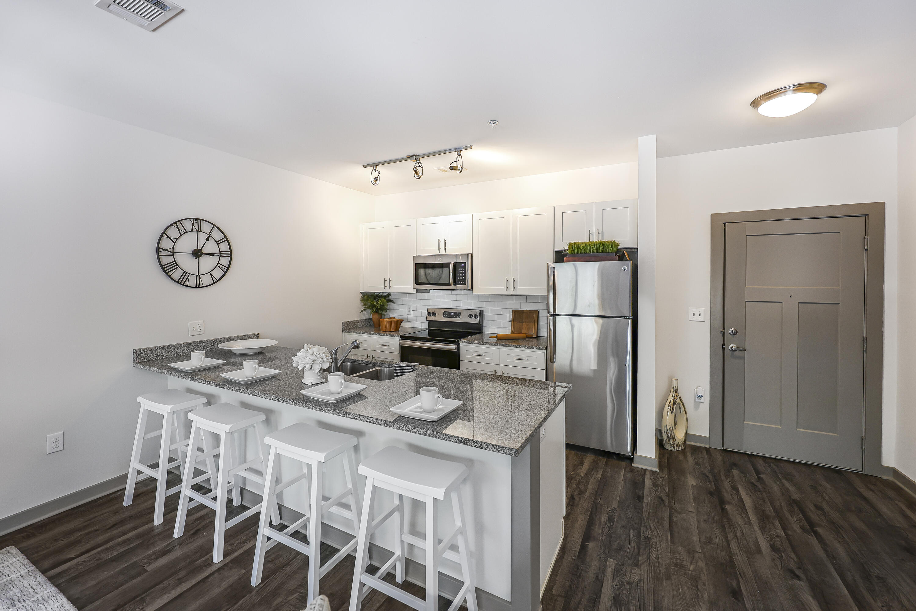 782 Riverfront Parkway, 309