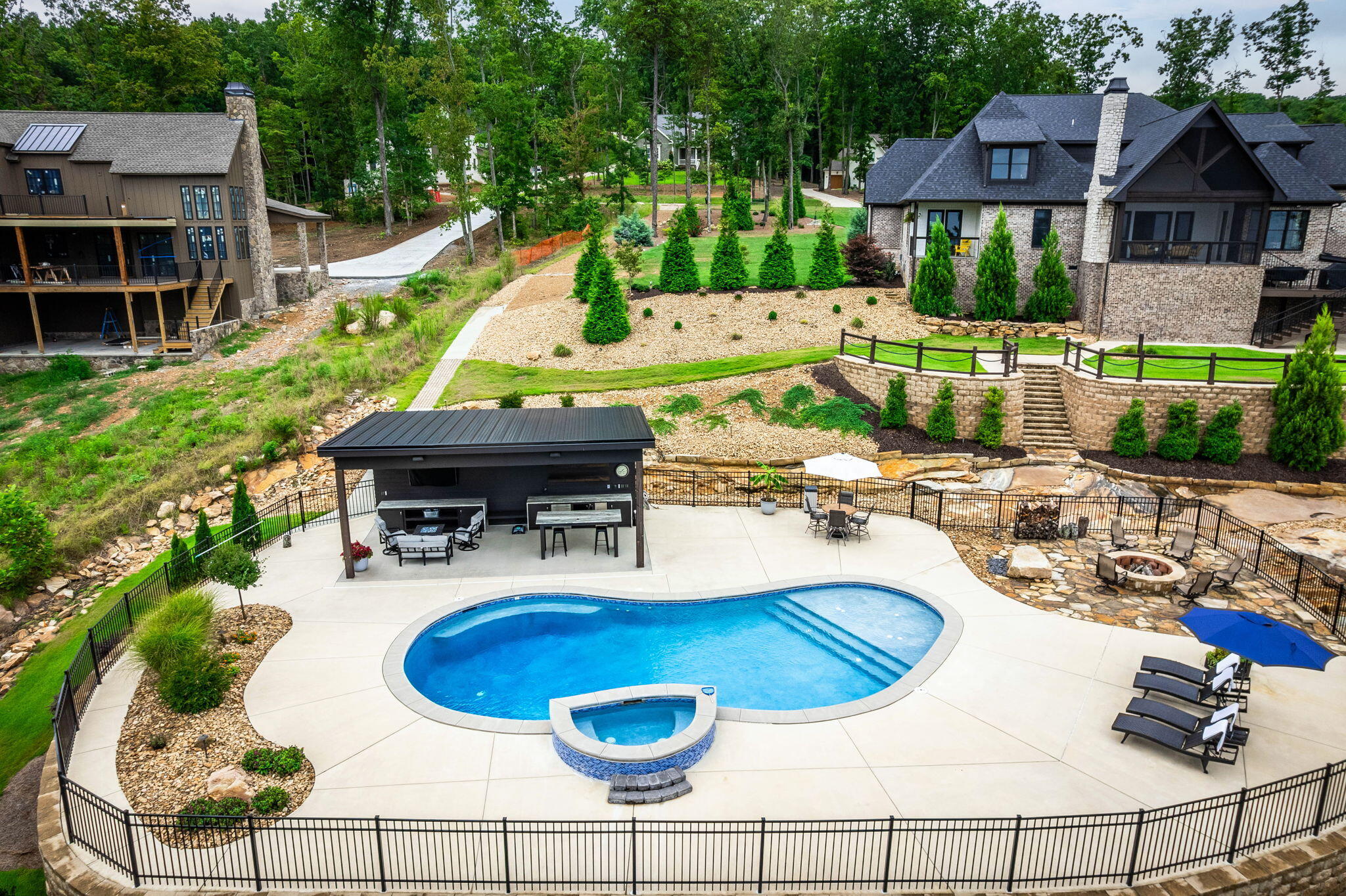 8008 Mountain Laurel Trail