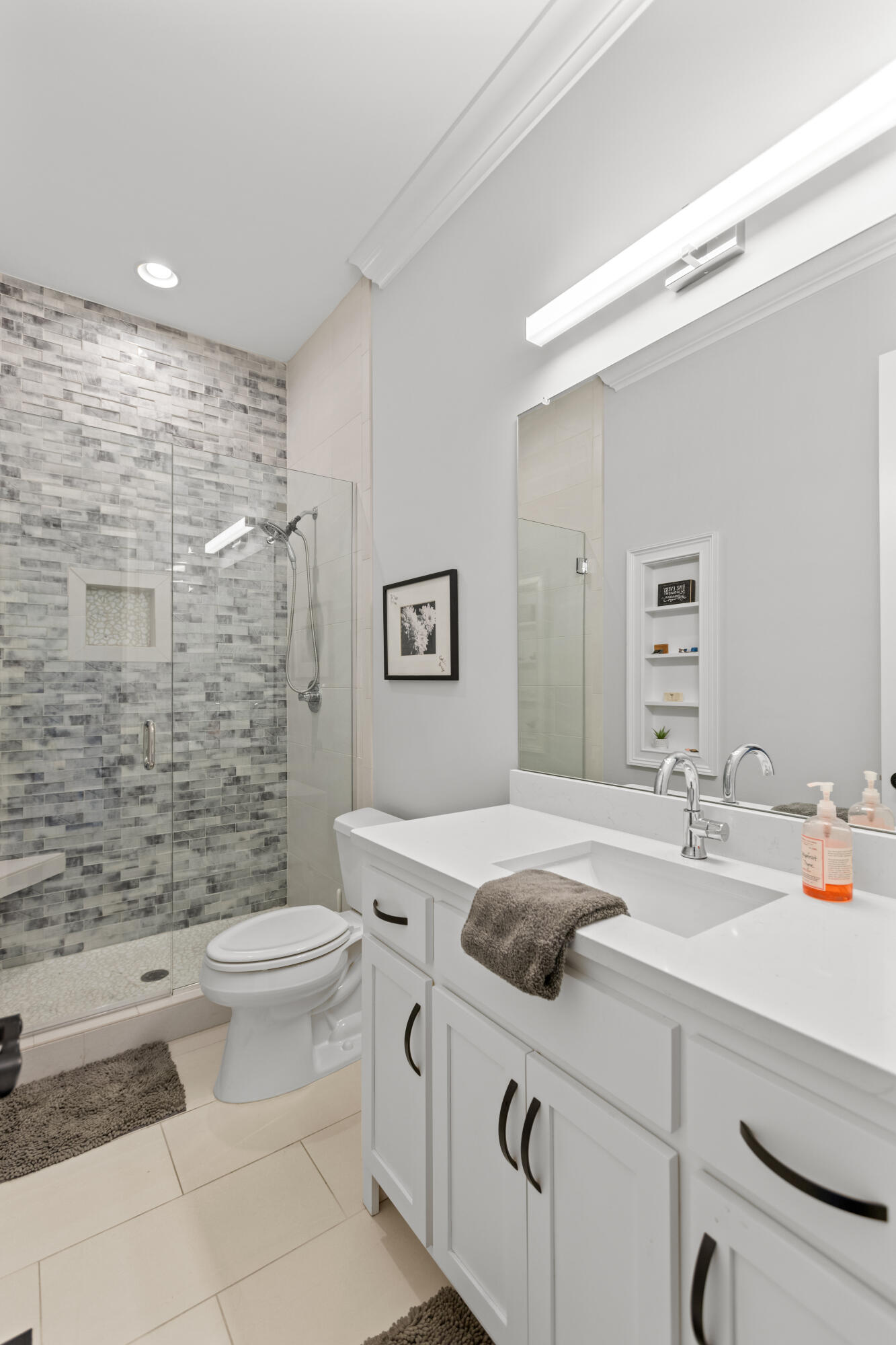 8008 Mountain Laurel Trail