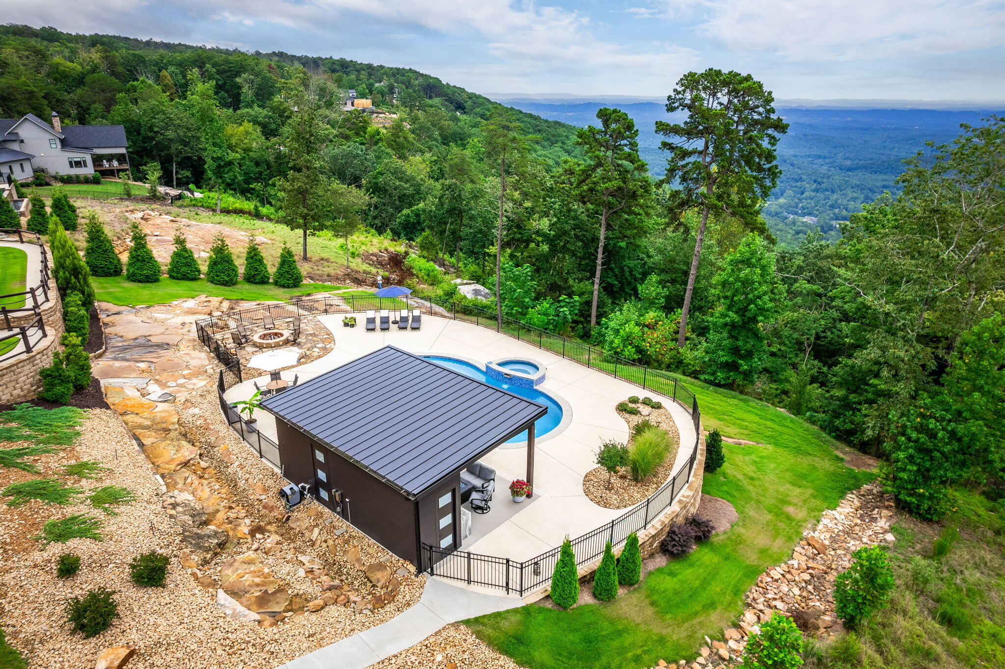 8008 Mountain Laurel Trail