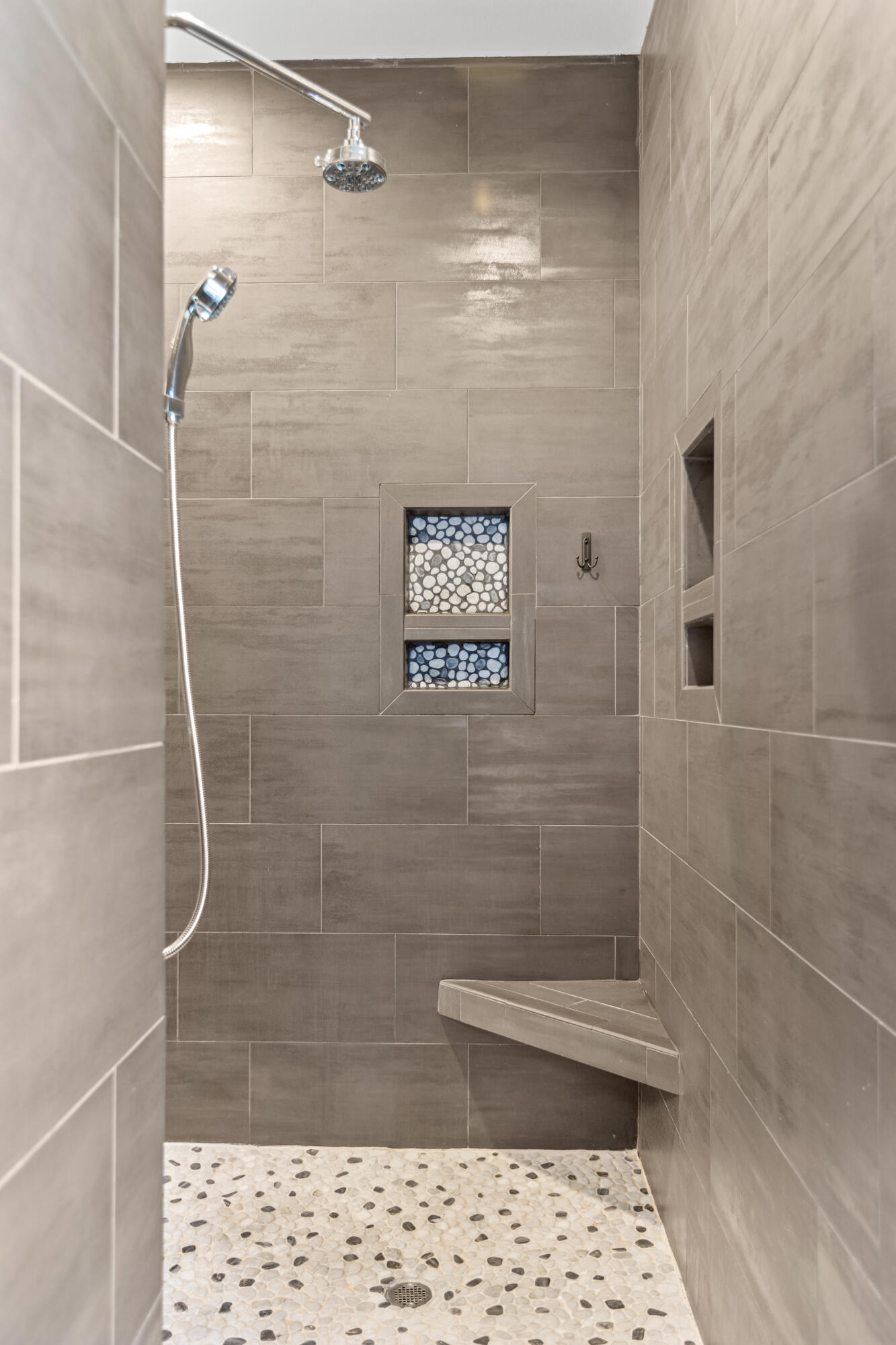 8008 Mountain Laurel Trail