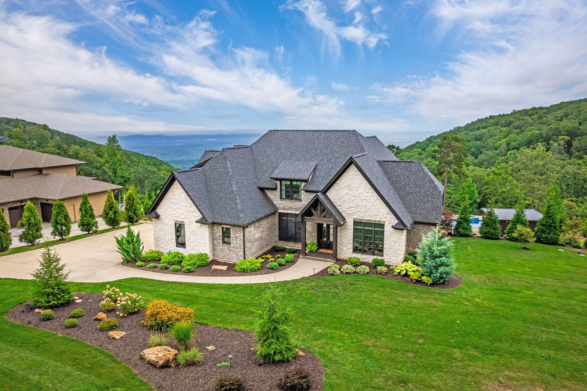 8008 Mountain Laurel Trail