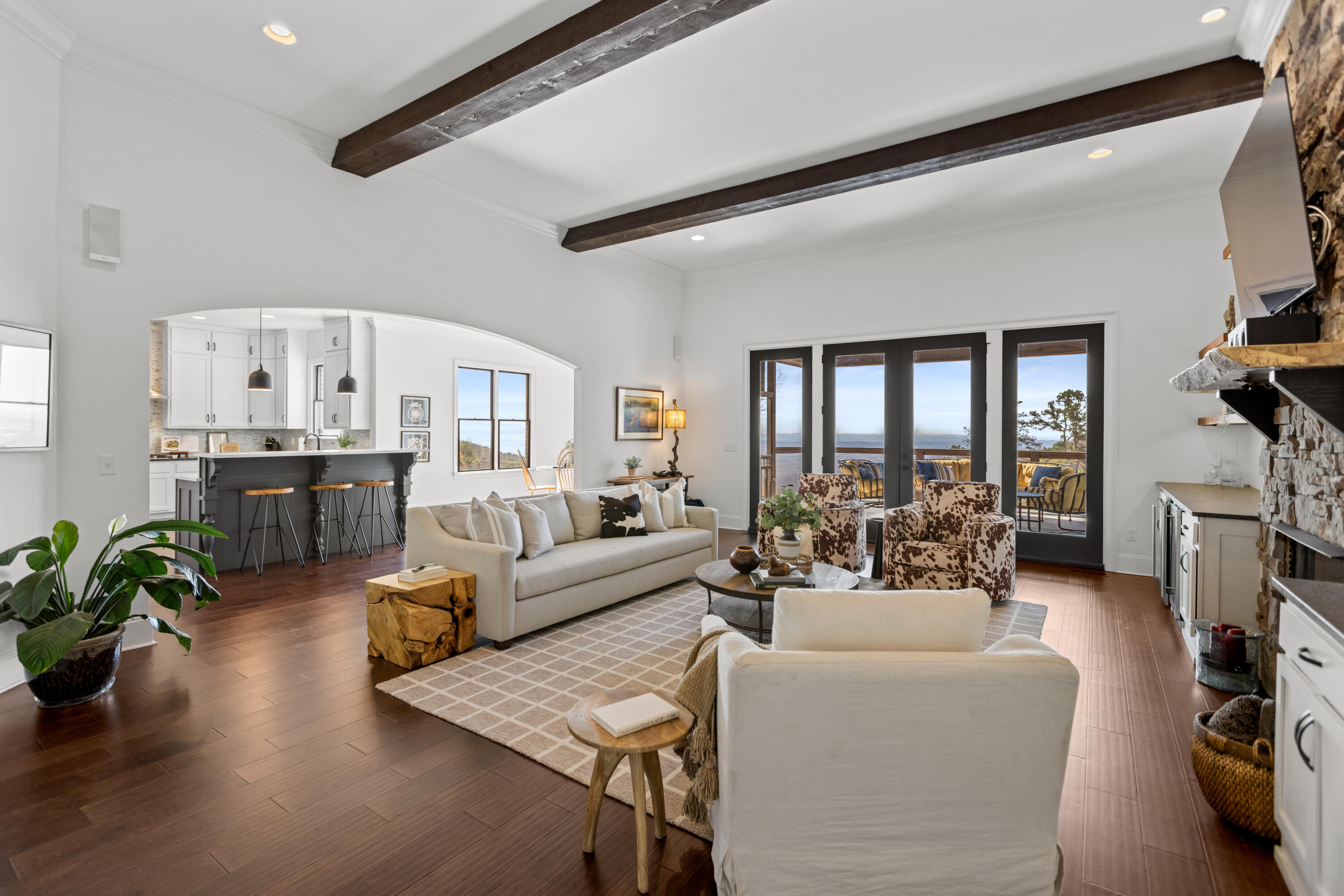 8008 Mountain Laurel Trail