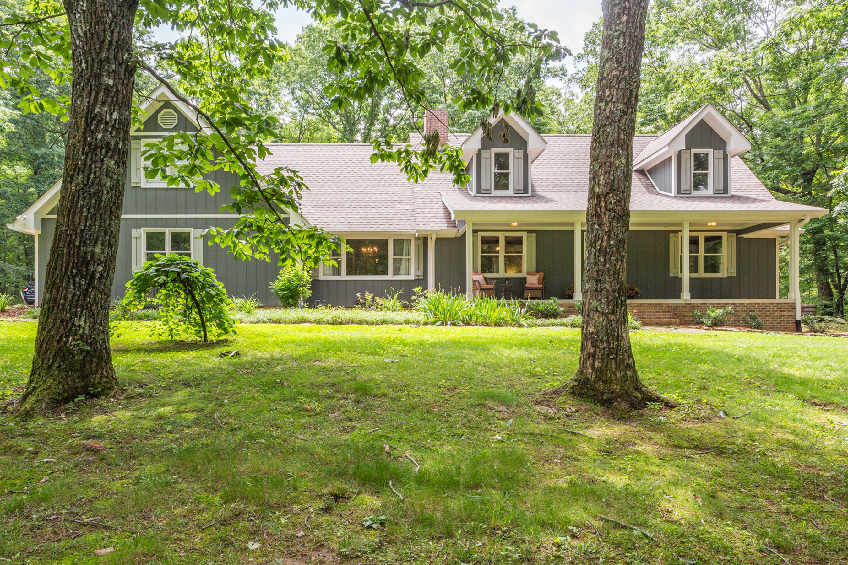 1200 Laurel Springs Way